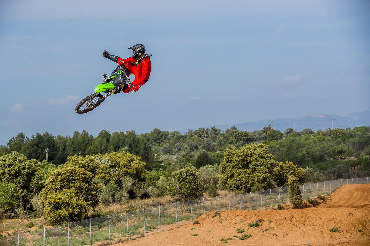 Leatt_2020_1040_JP2_1510