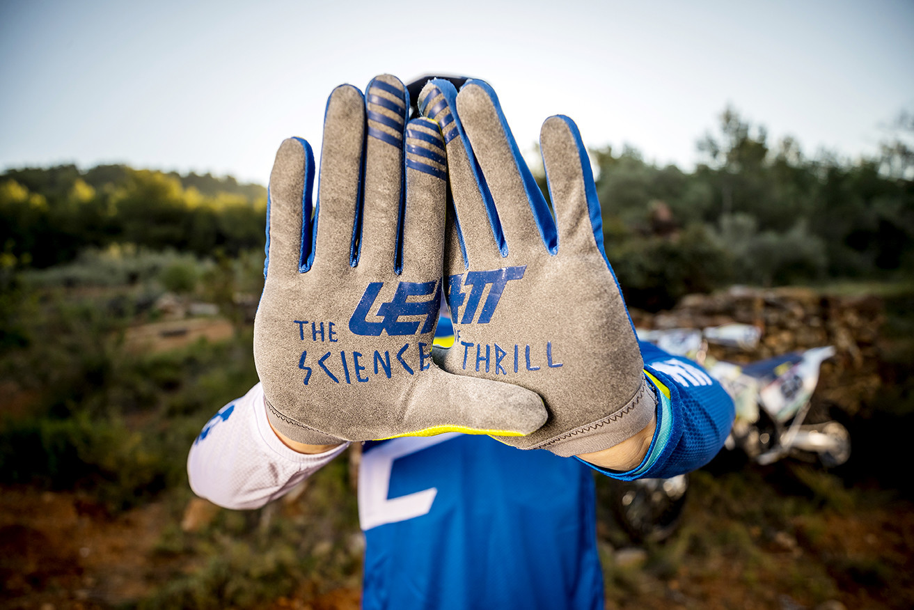 Leatt_2020_0454__P5I4667