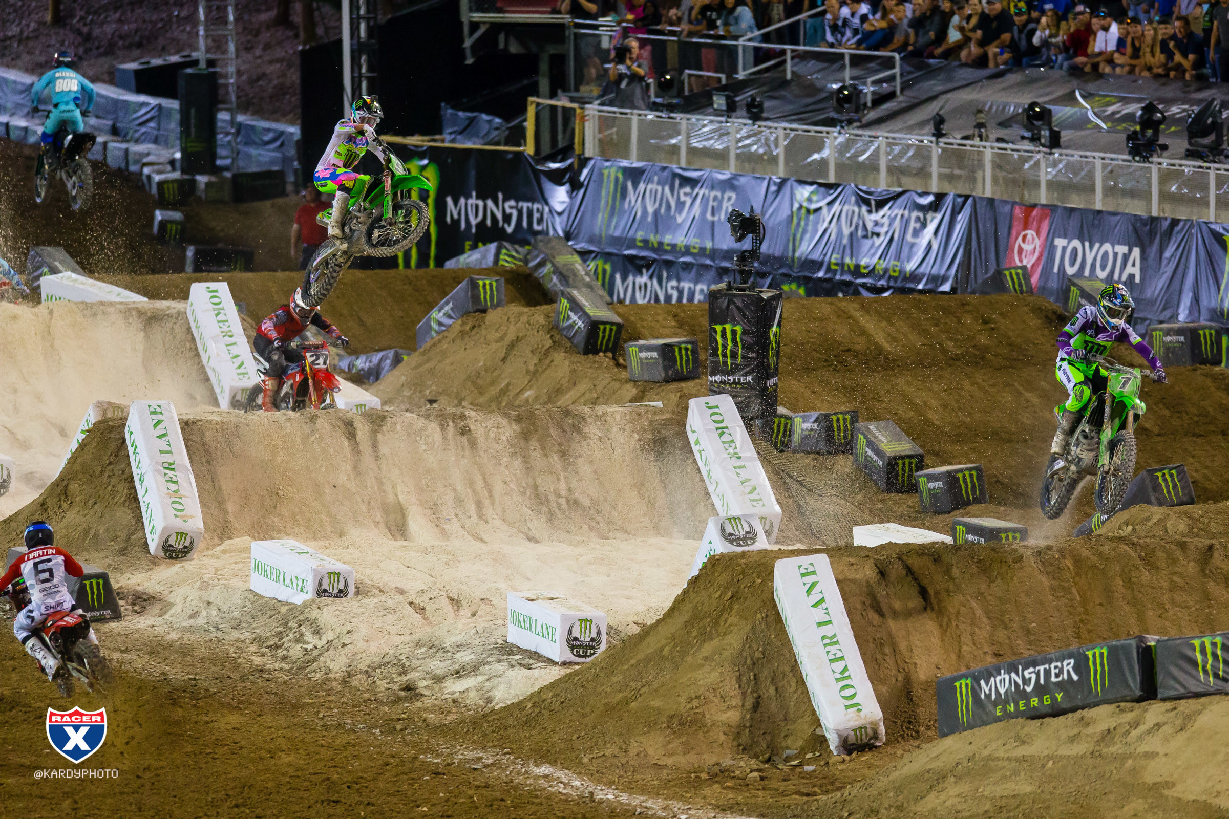 Multiple_JK_MEC19_1486