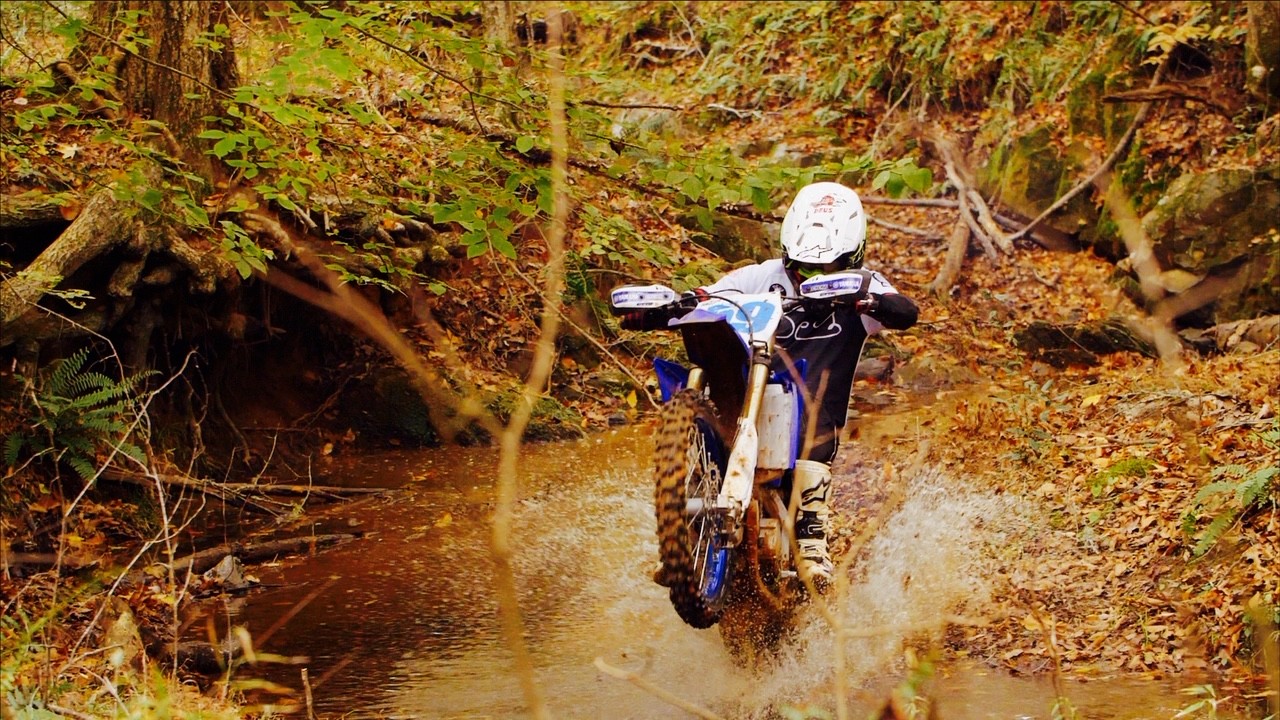 DC testing out the 2020 Yamaha YZ125X.