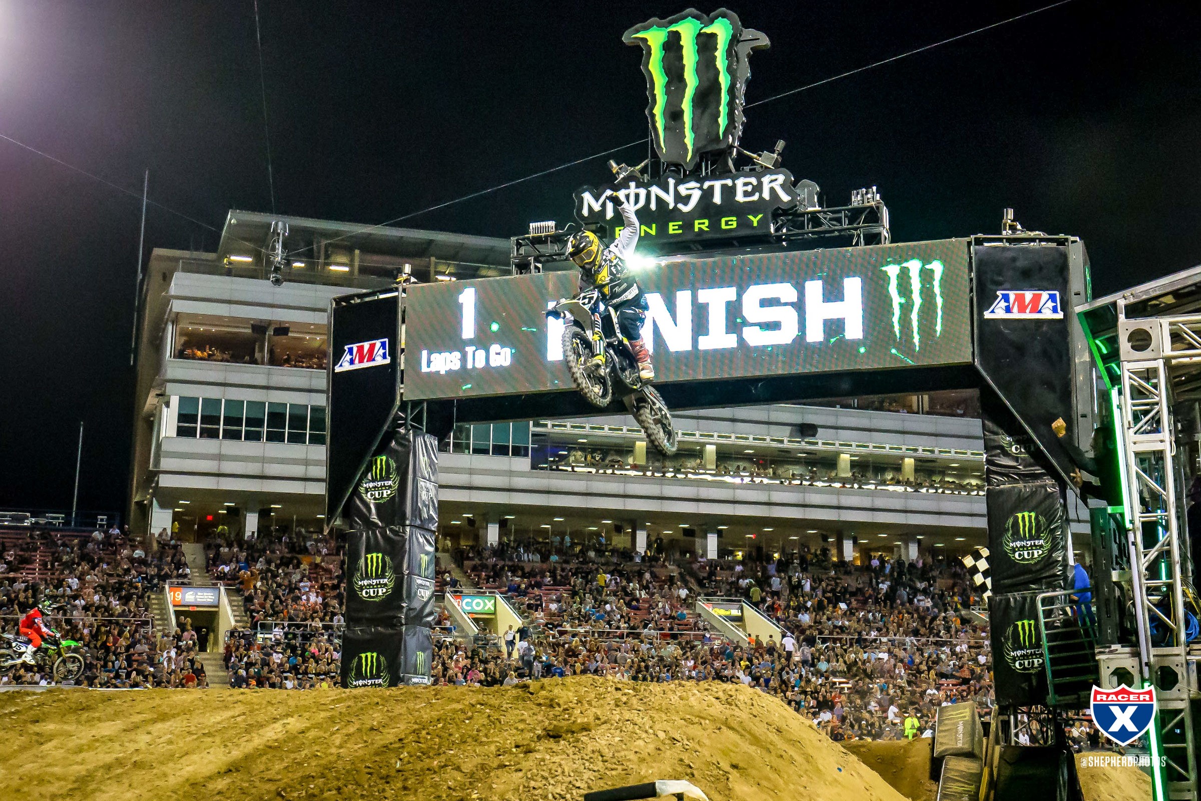 Watch: Supercross Futures Special
