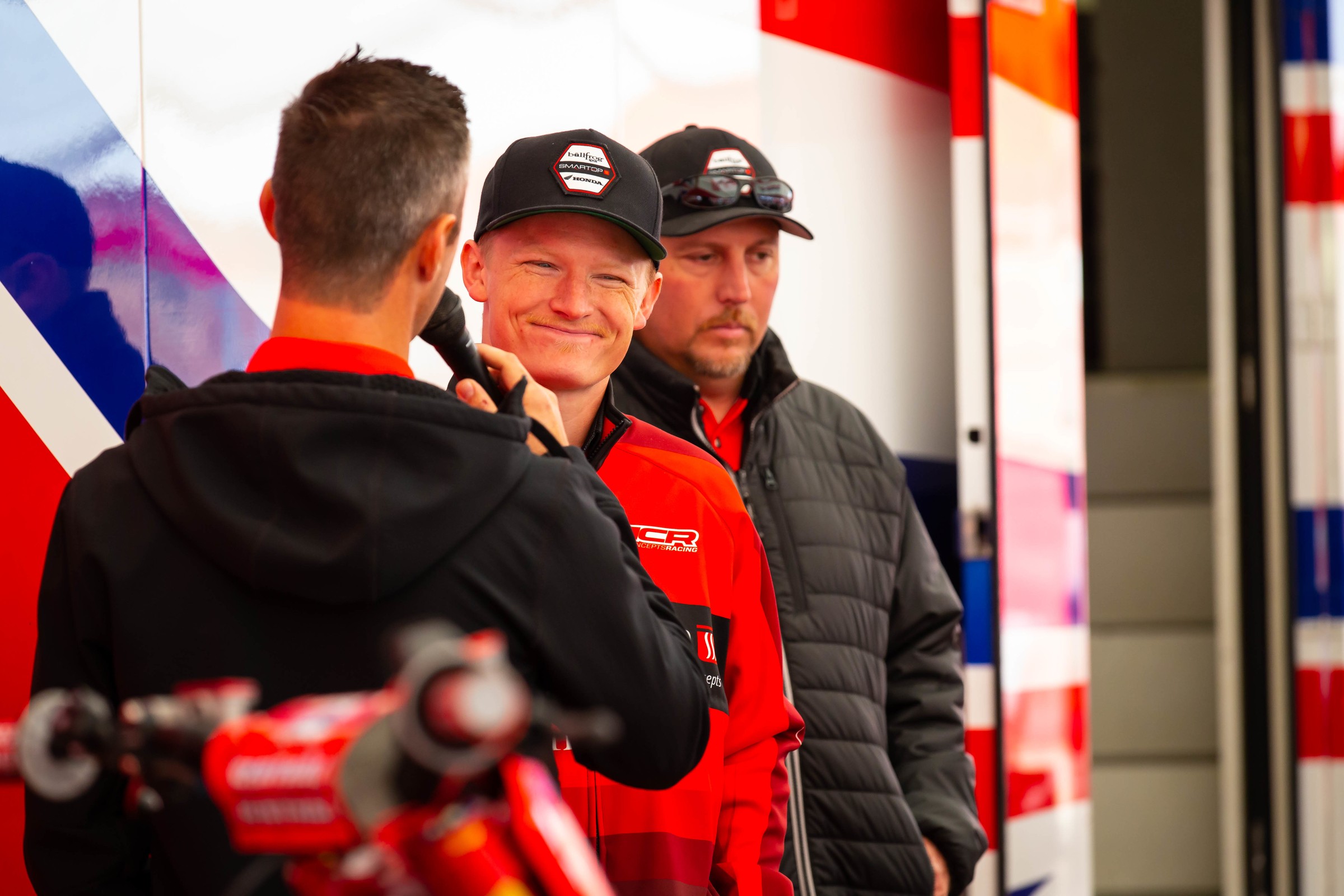 Open Mic: Justin Hill