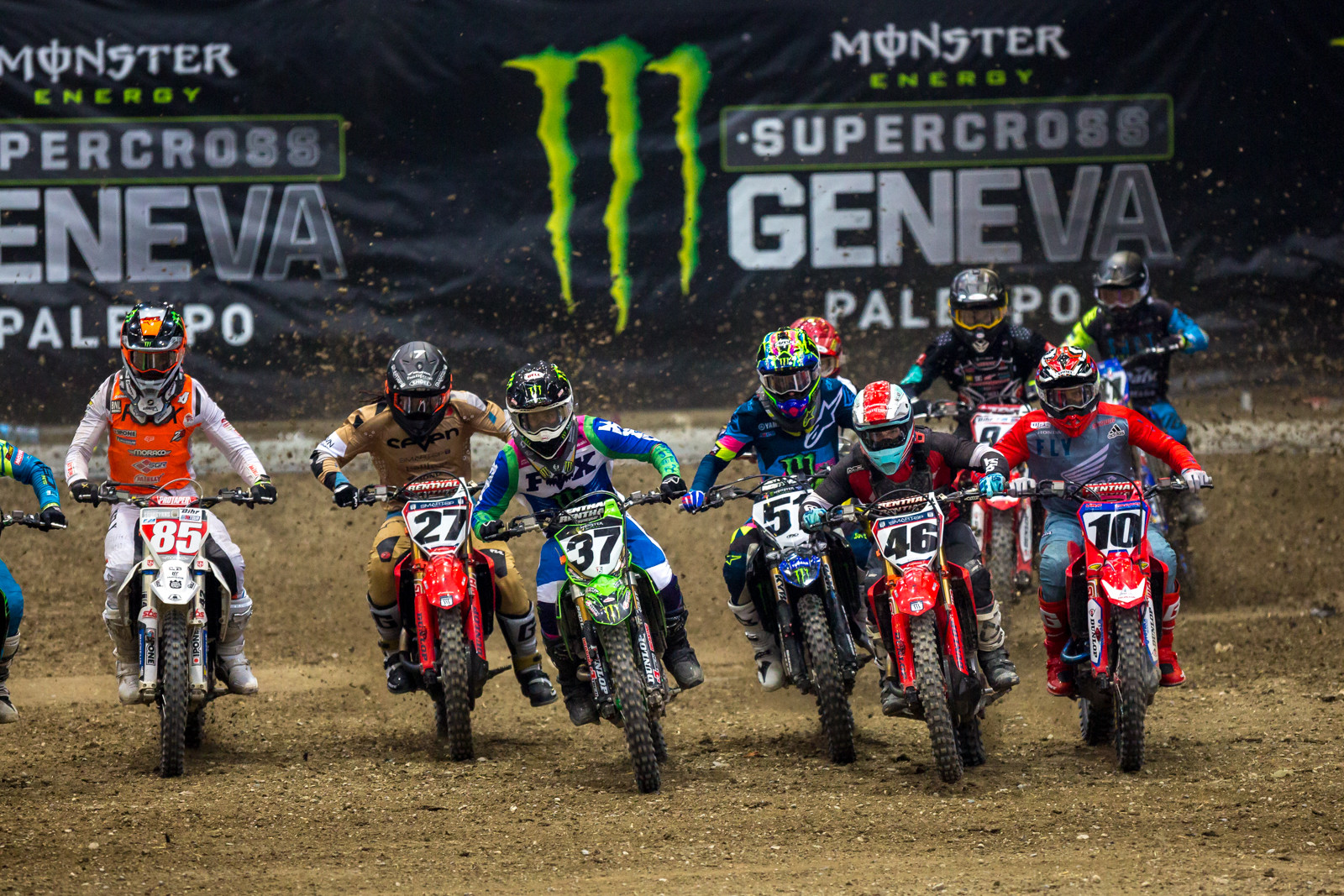 Davalos got out front early and didn't look back.