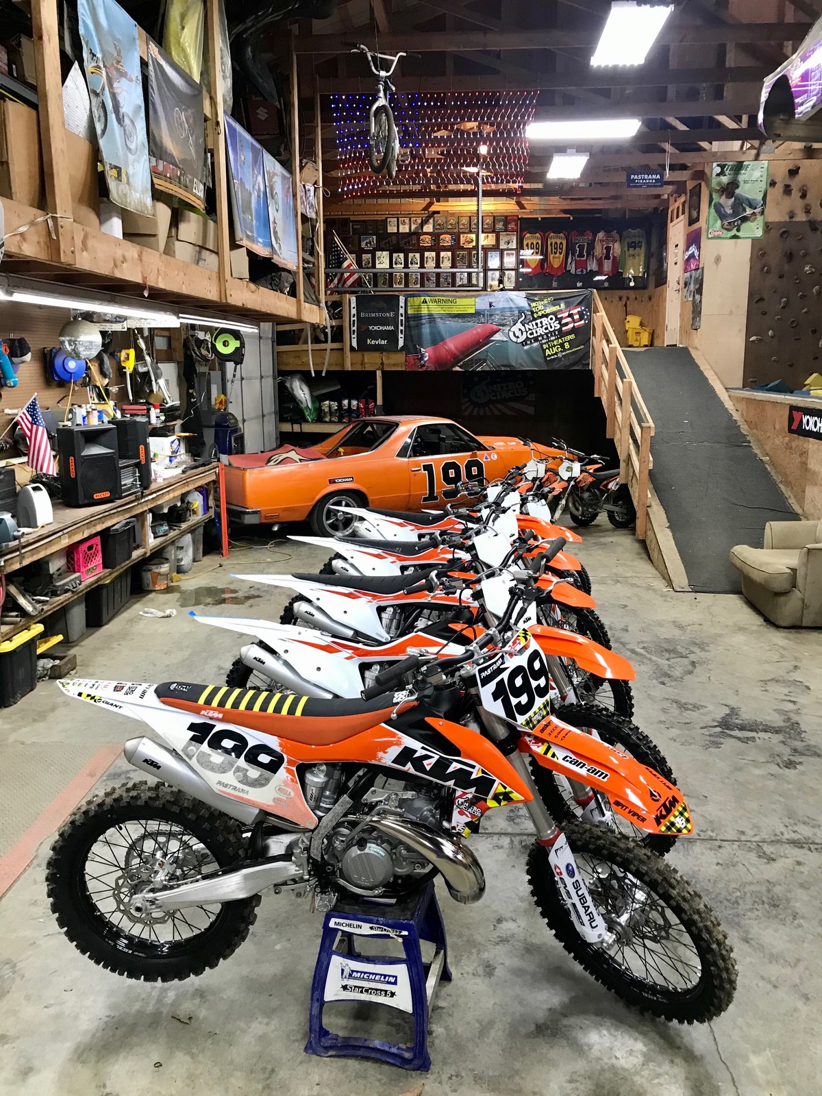 Pastrana goes from yellow to orange? Makes sense when you think about it.