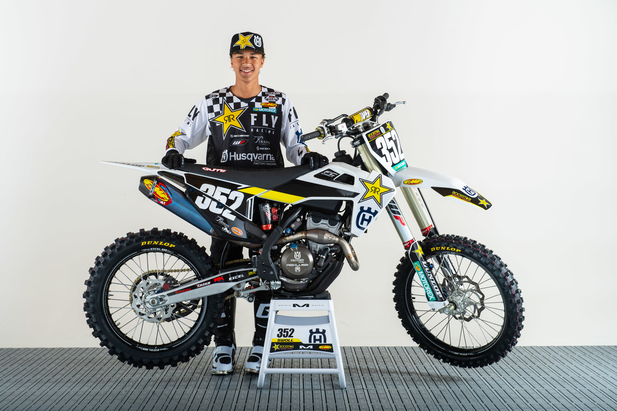 66905_HQV_SX_2020_Static_Swoll_13