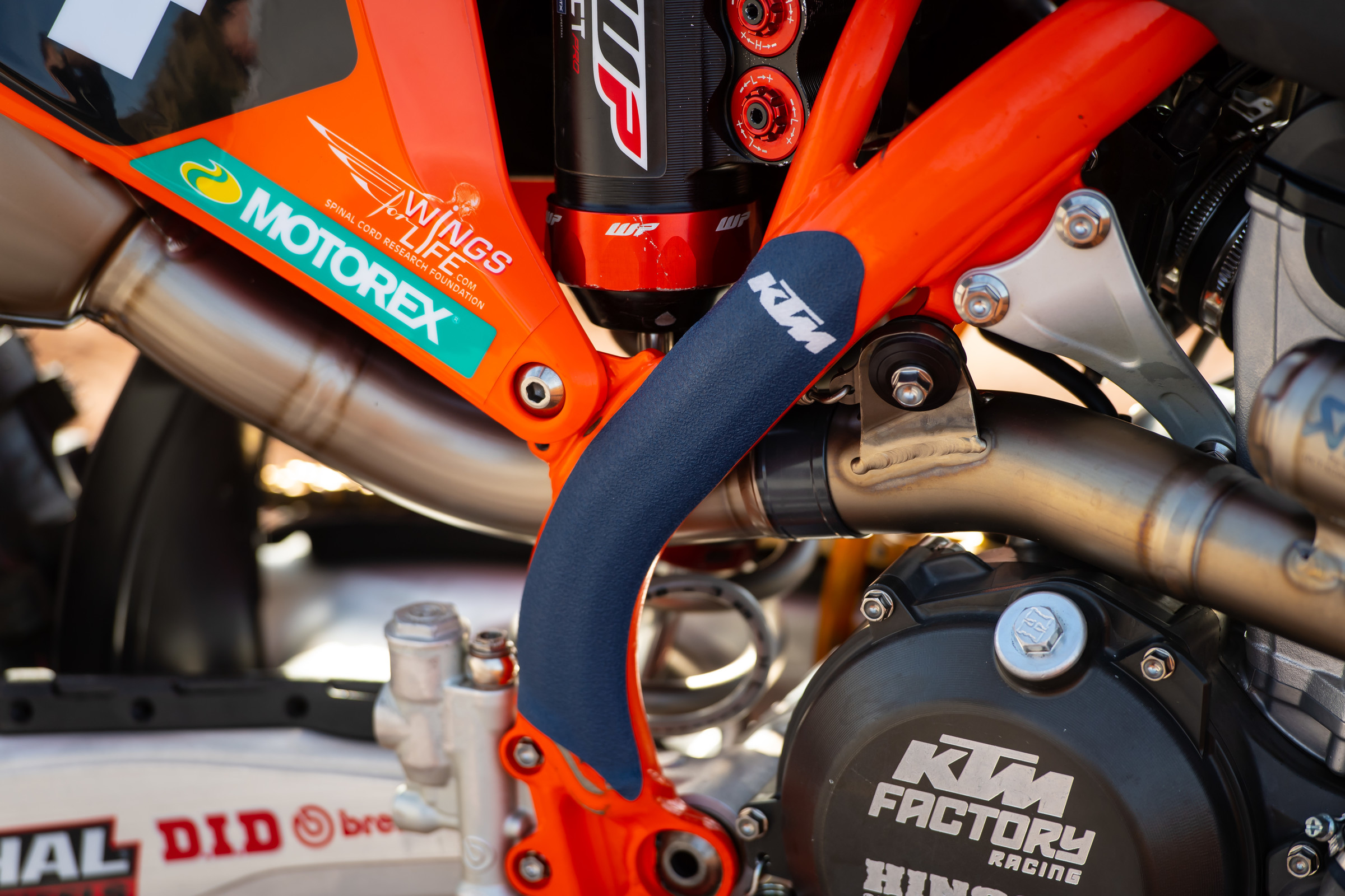 326023_TLD_KTM_SX_2020_Bike_Detail_2