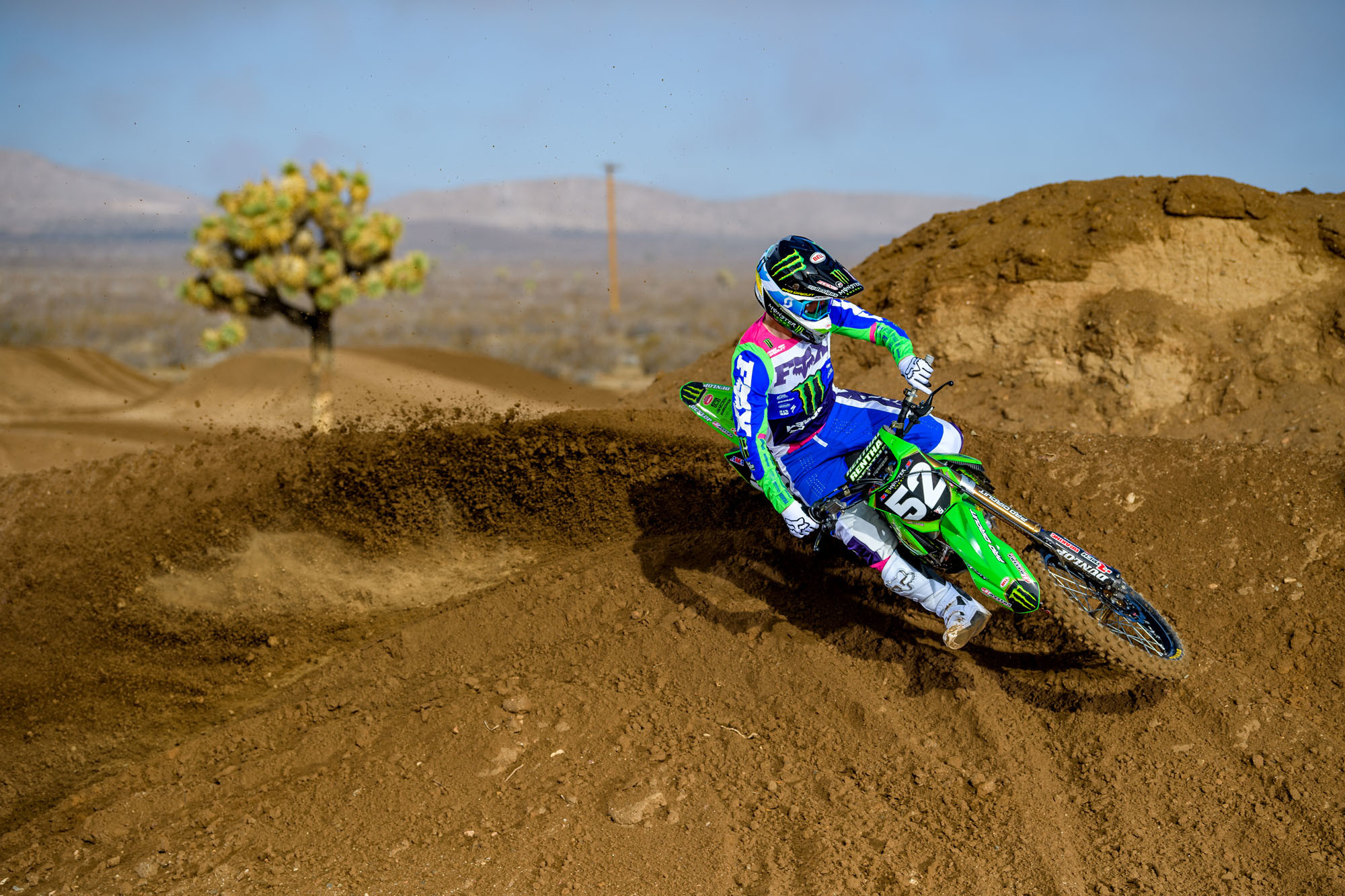FORKNER_2020_KAWASAKI_OCTOPI__RJS2746_NEF