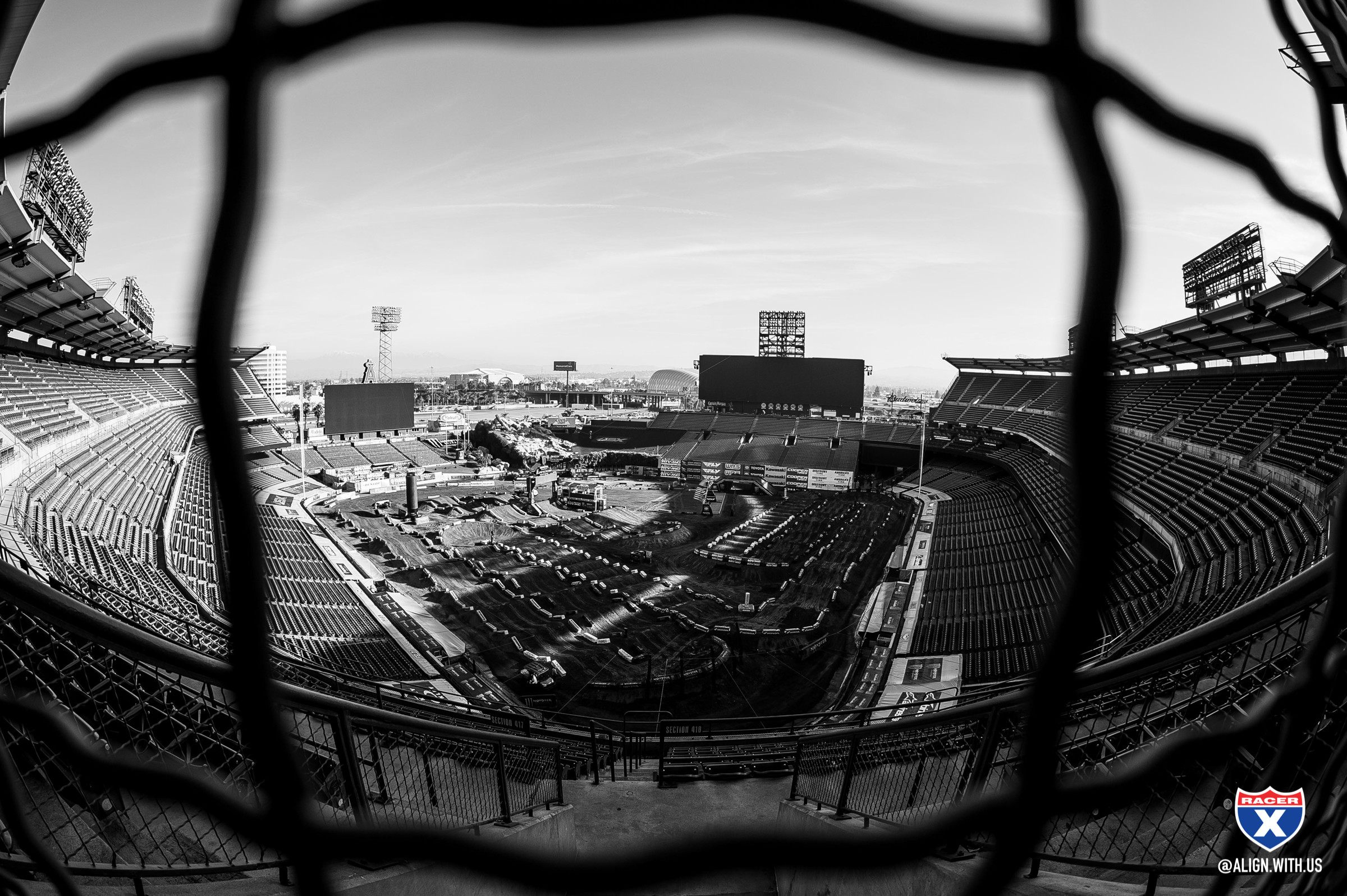 ALIGN_MEDIA_x_RACER_X_2020_A1_010