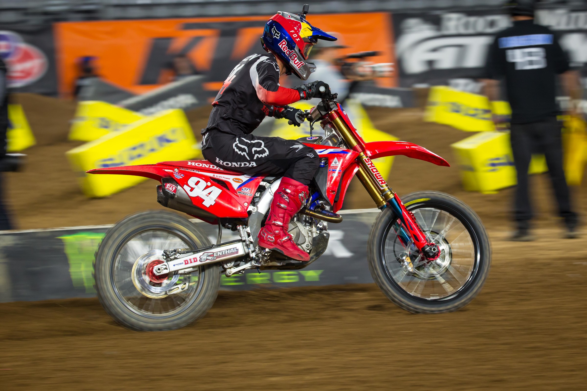 Roczen swept all three races of the Triple Crown in Glendale.