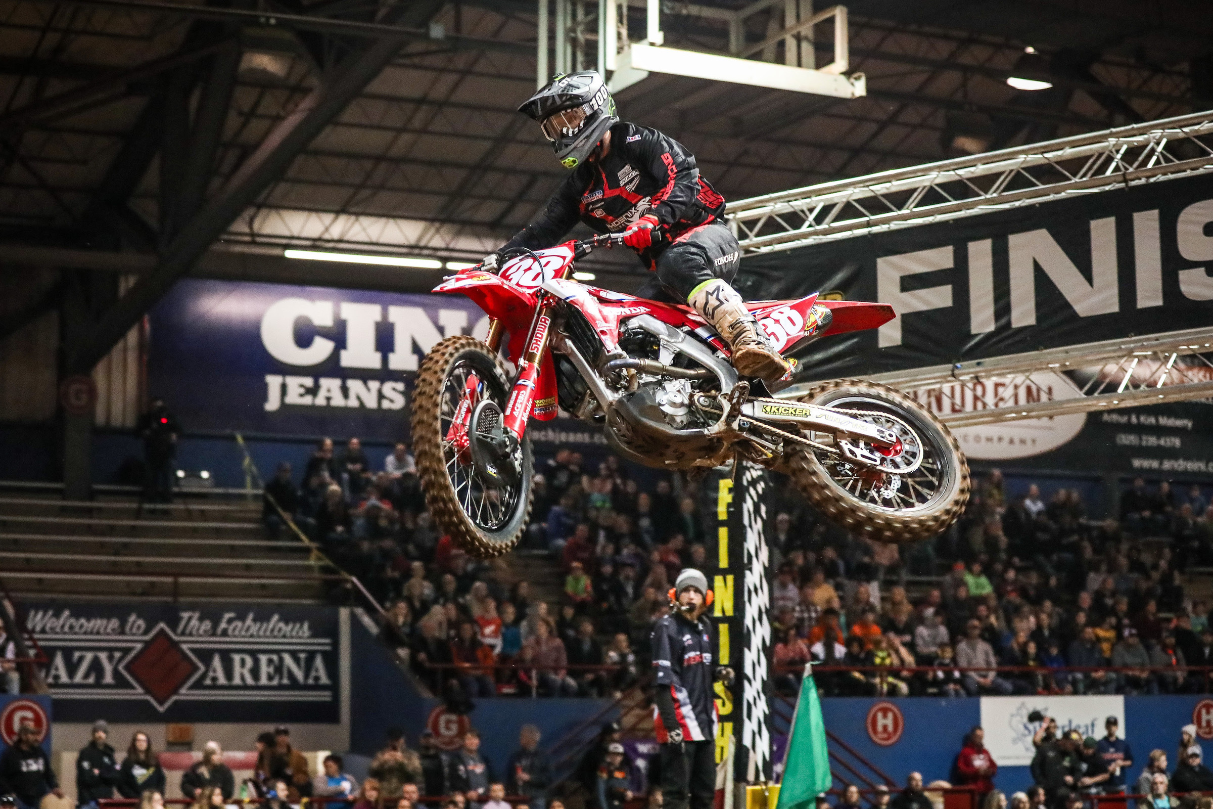 Current Series Leader, Kyle Peters, crossing the finish line on Saturday night.