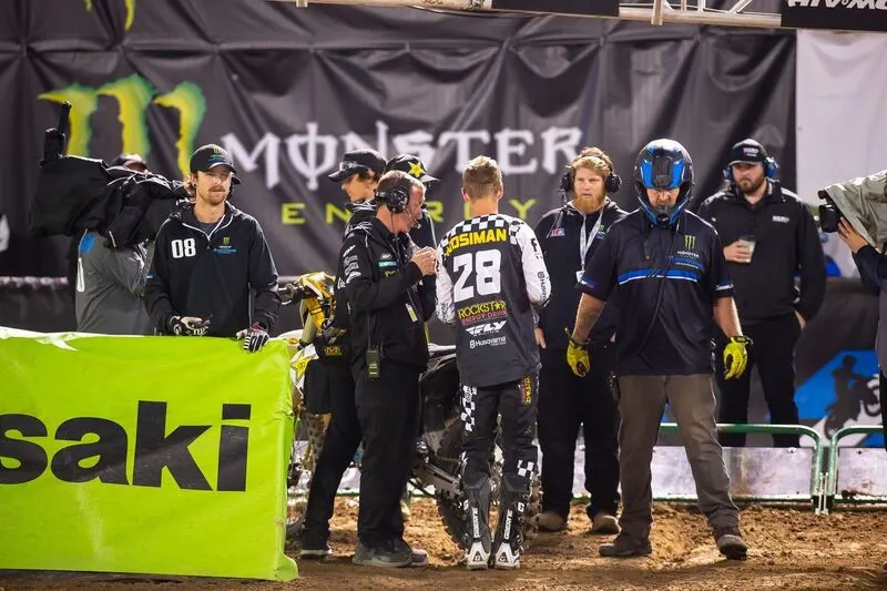 Michael Mosiman retired early after hitting his head early in the 250SX main event.