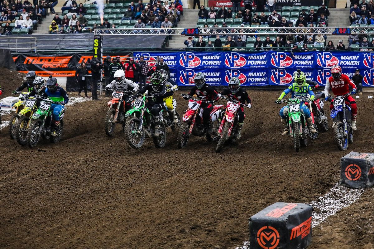 The round nine 250 Pro Main class start on Saturday night in Reno, Nevada.