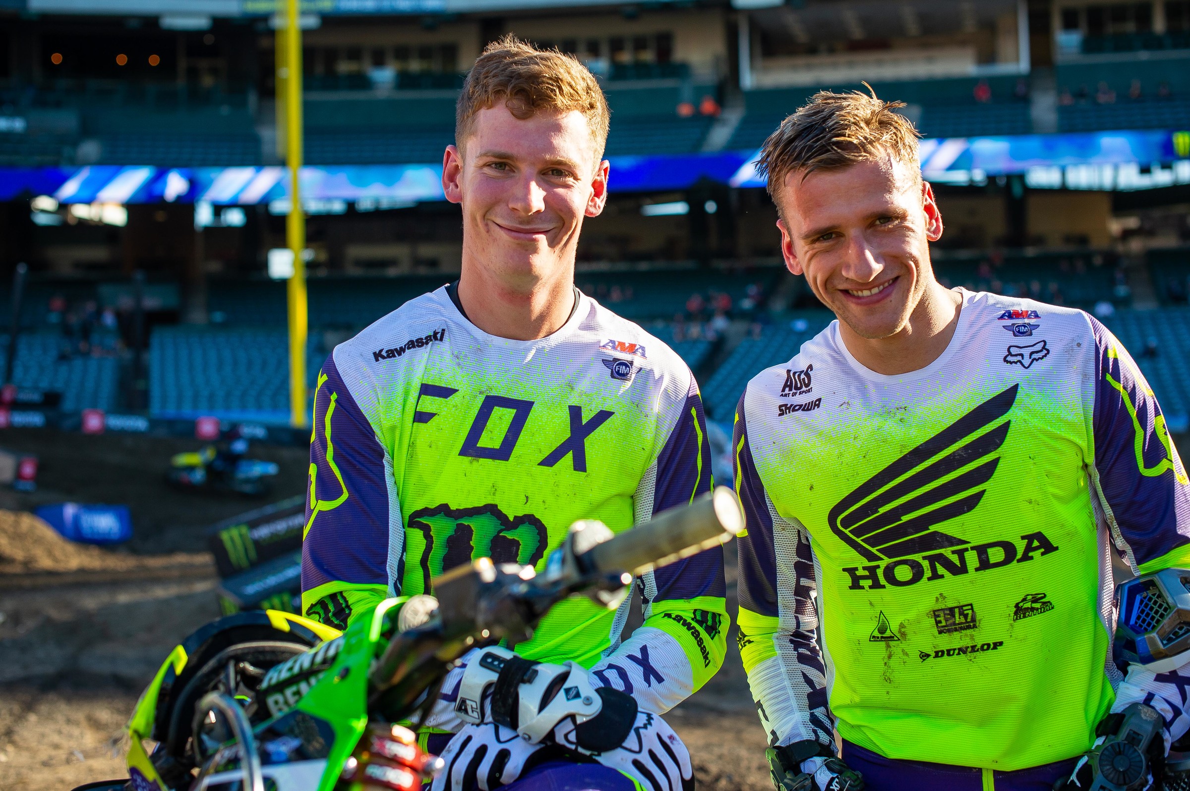 AC and Kenny keep it light (and lime). 