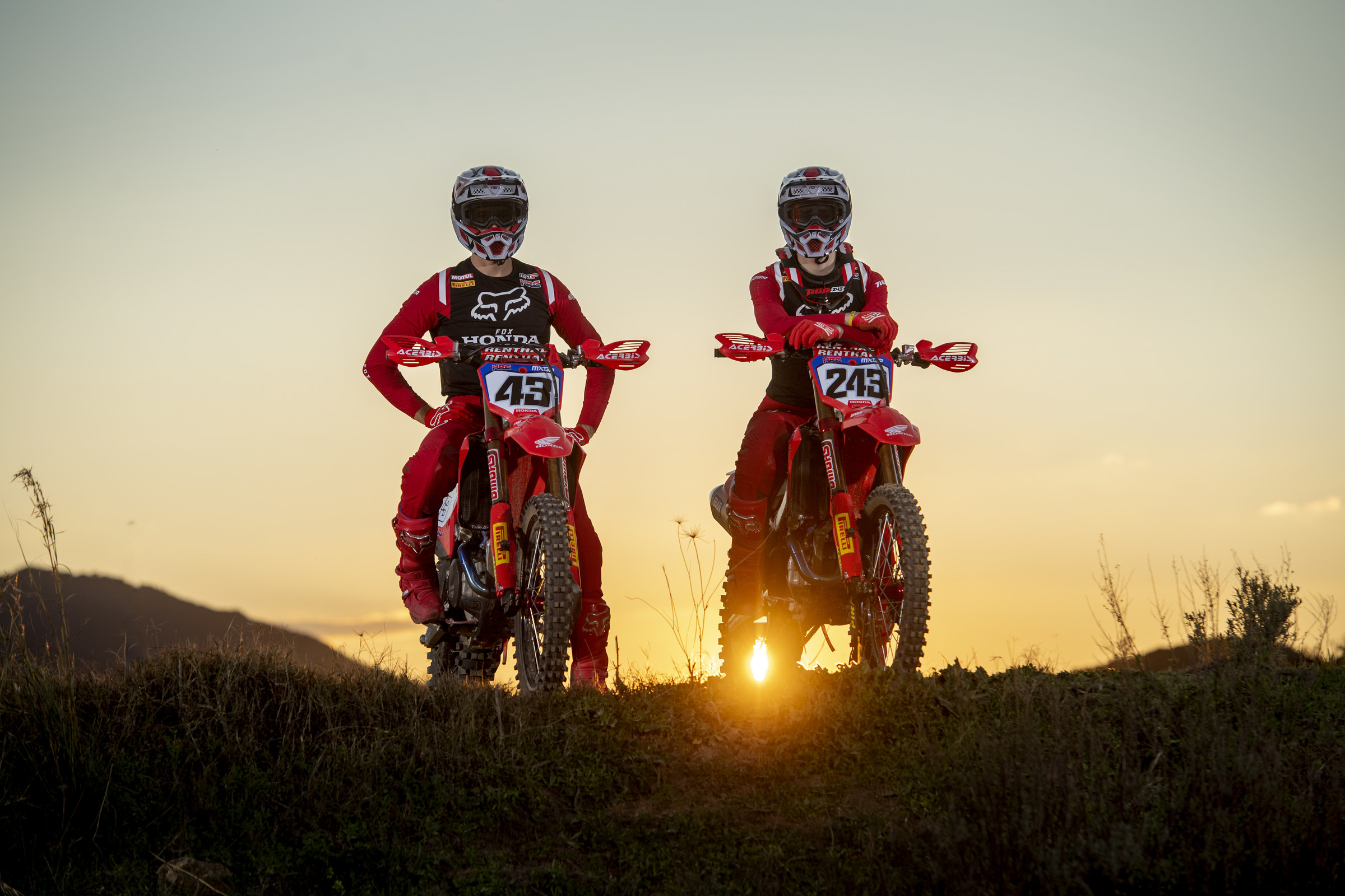 Mitchell Evans and Tim Gajser.