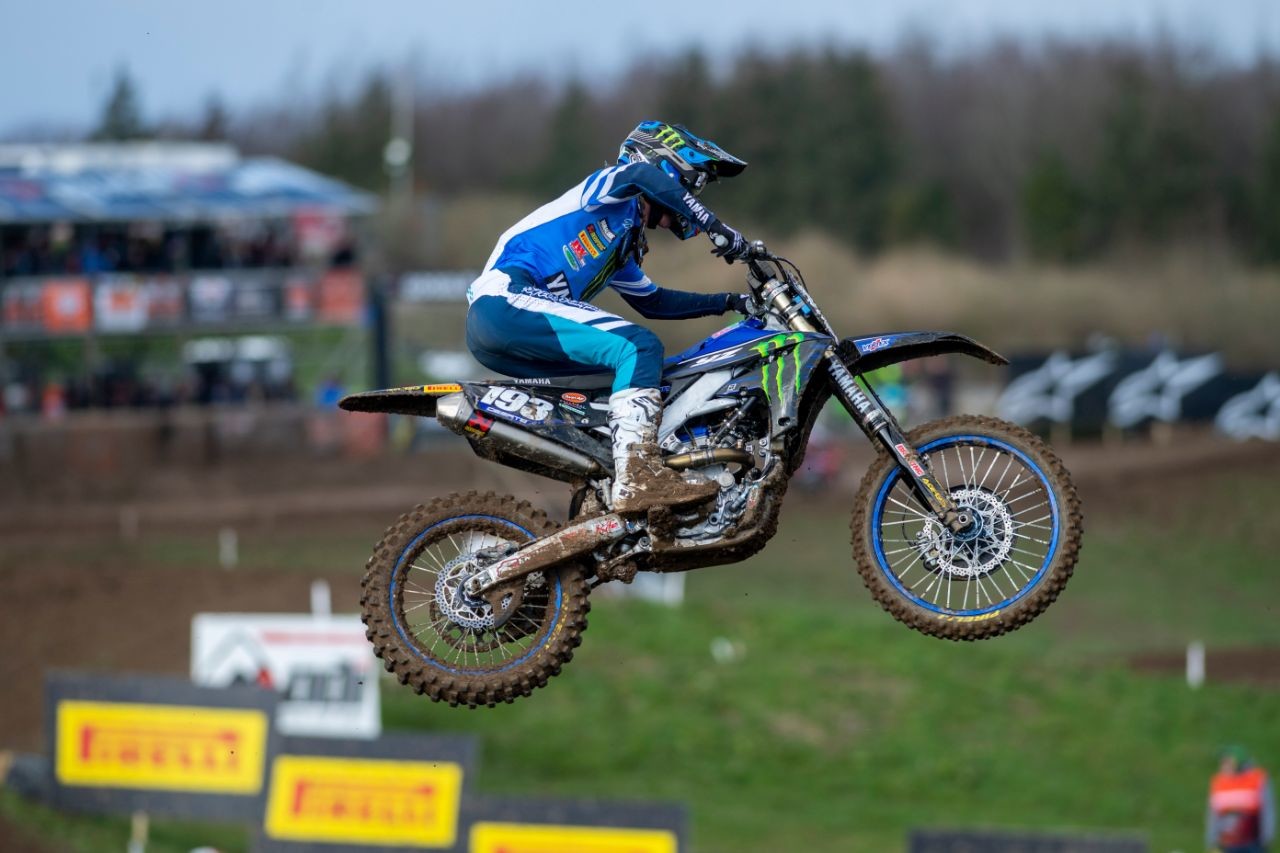 Jago Geerts fires first in a wild MX2 division.