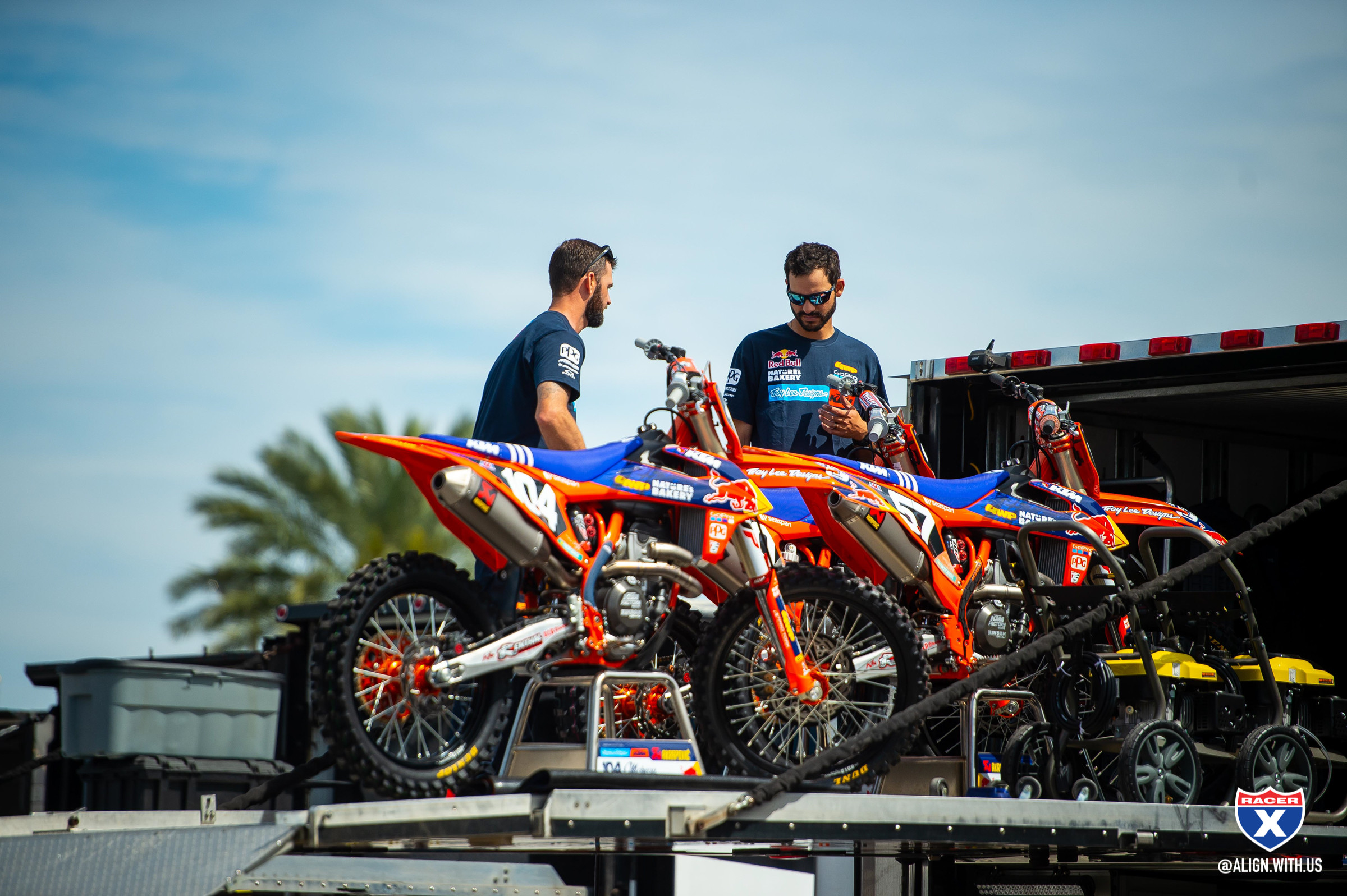 ALIGN_MEDIA_x_RACER_X_DAYTONA_2020_010
