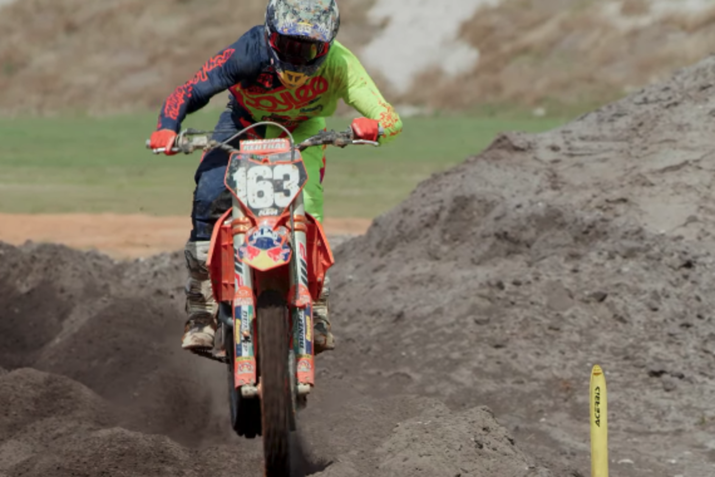 Watch: Season 4, Episode 6 of Red Bull <em> Moto Spy </em>