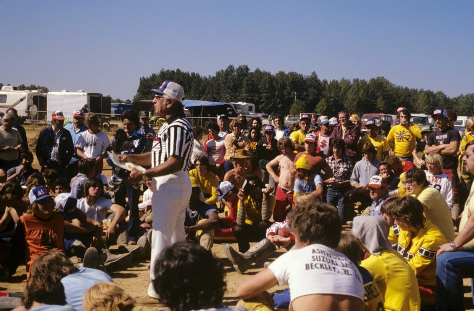 Legendary race official and Jacksonville policeman Freddie Emphram gives the riders meeting at Atlanta International Raceway.