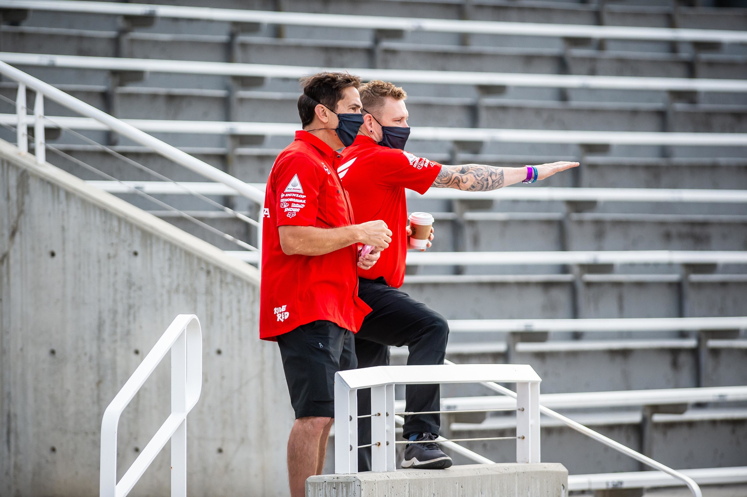 Teams of 10 can work together, but they must wear masks and keep distant from others.