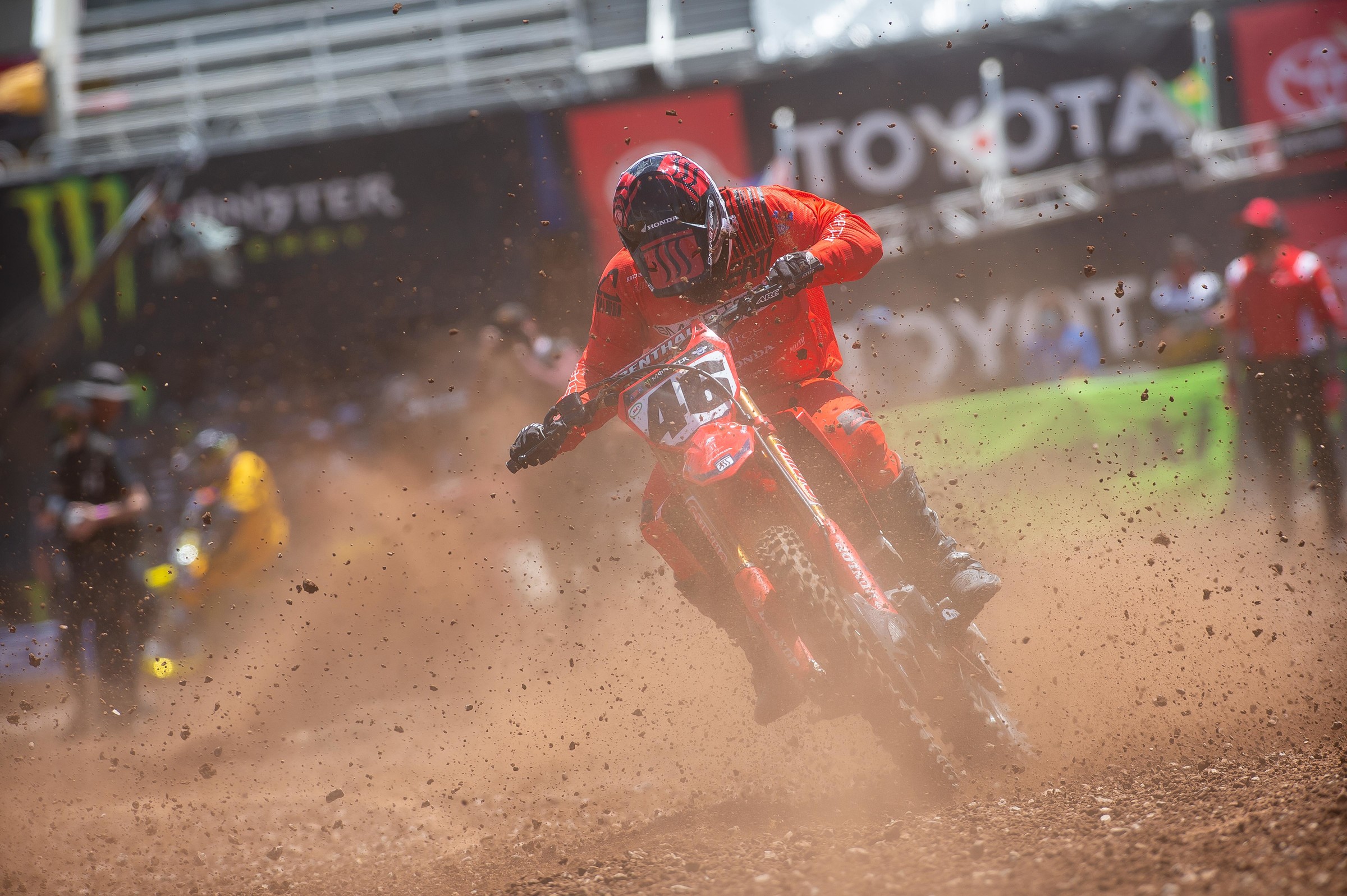 It was a dry and dusty afternoon of racing.