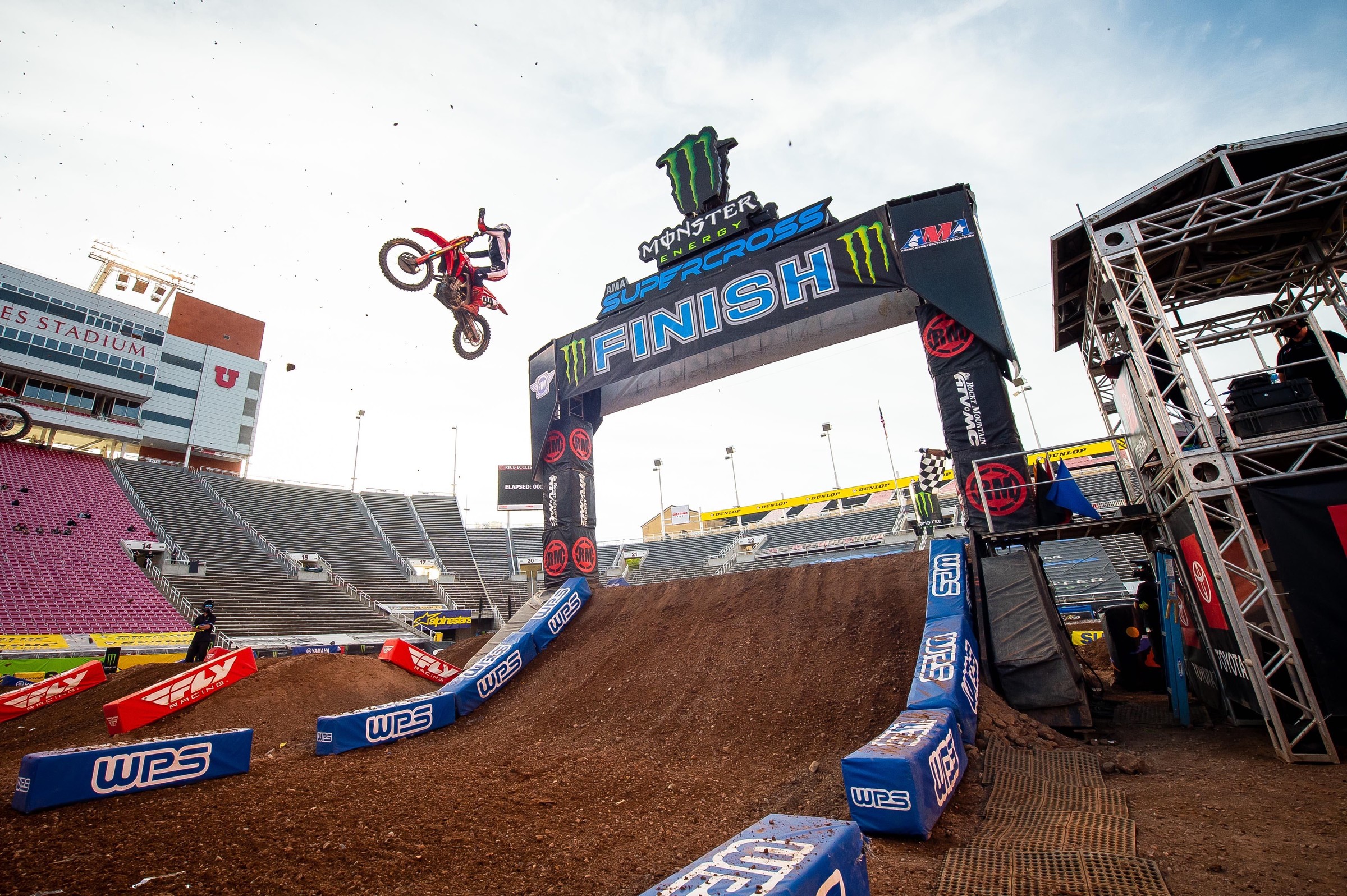 No one to wave to in the stands, but this one still had to feel good to Kenny.