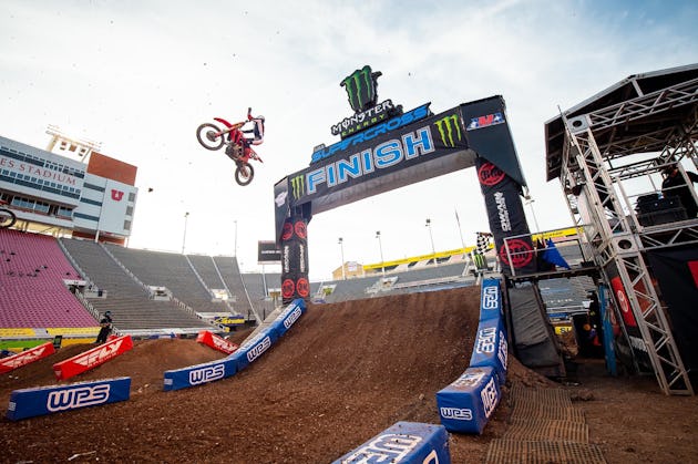 No one to wave to in the stands, but this one still had to feel good to Kenny.
