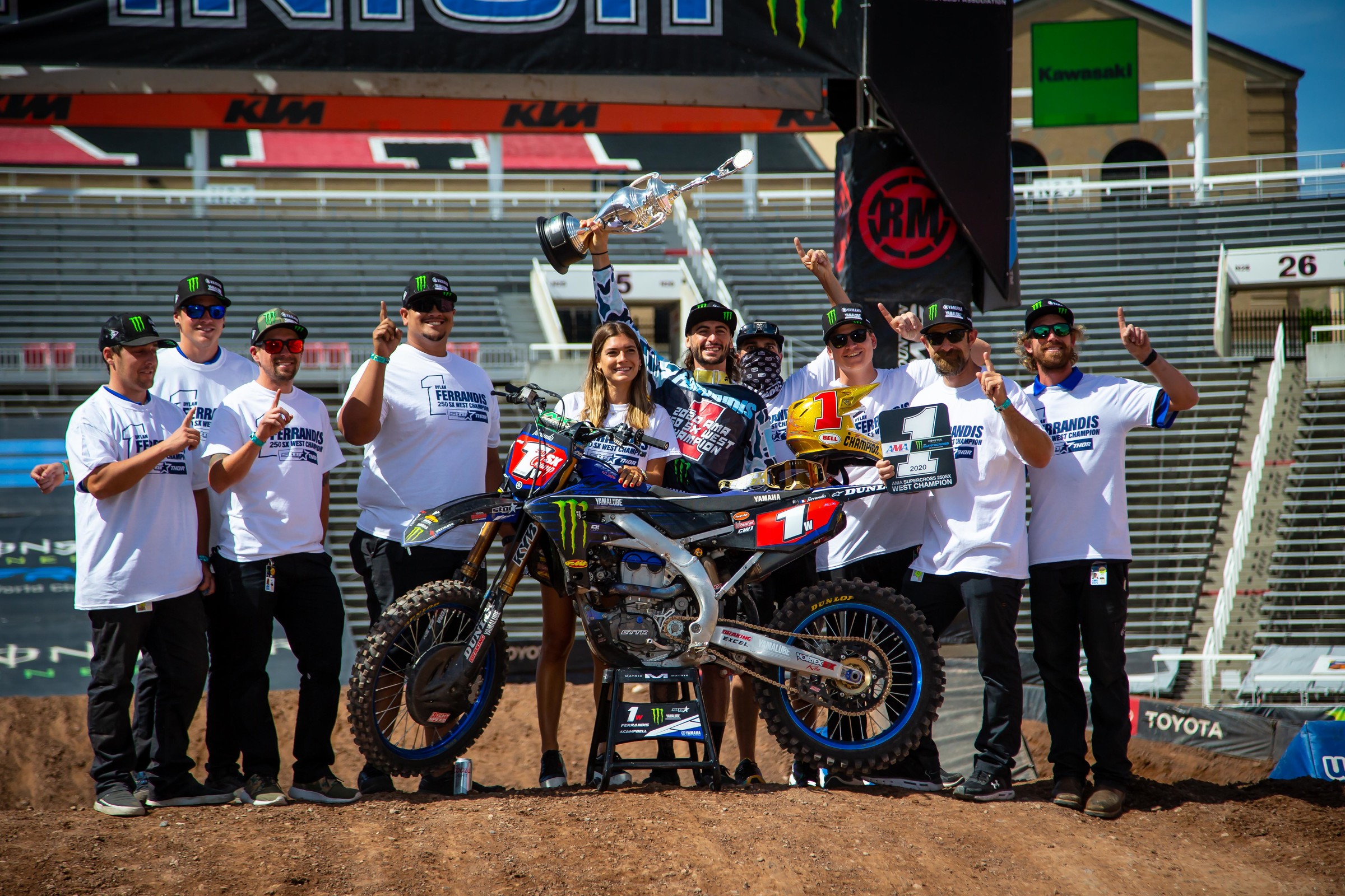 The Monster Energy/Star Racing Yamaha team celebrating Ferrandis' title.