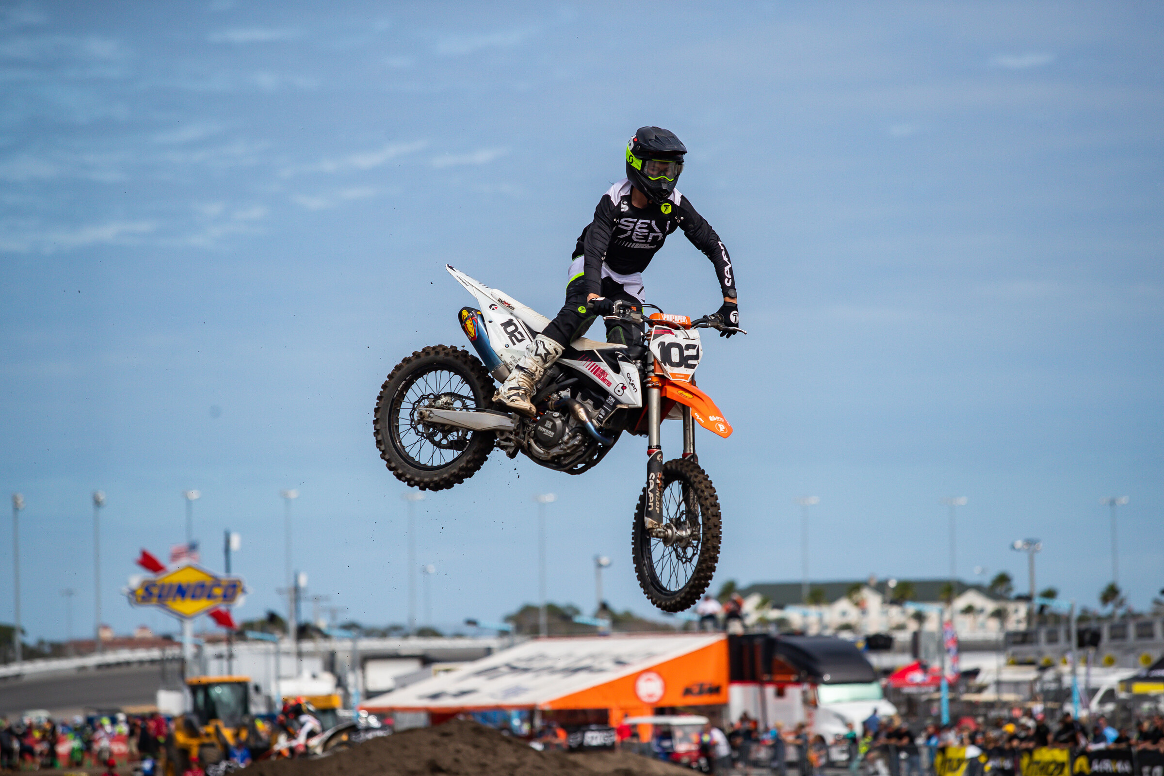 Jack Chambers competing at the 2020 Ricky Carmichael Amateur Daytona Supercross.