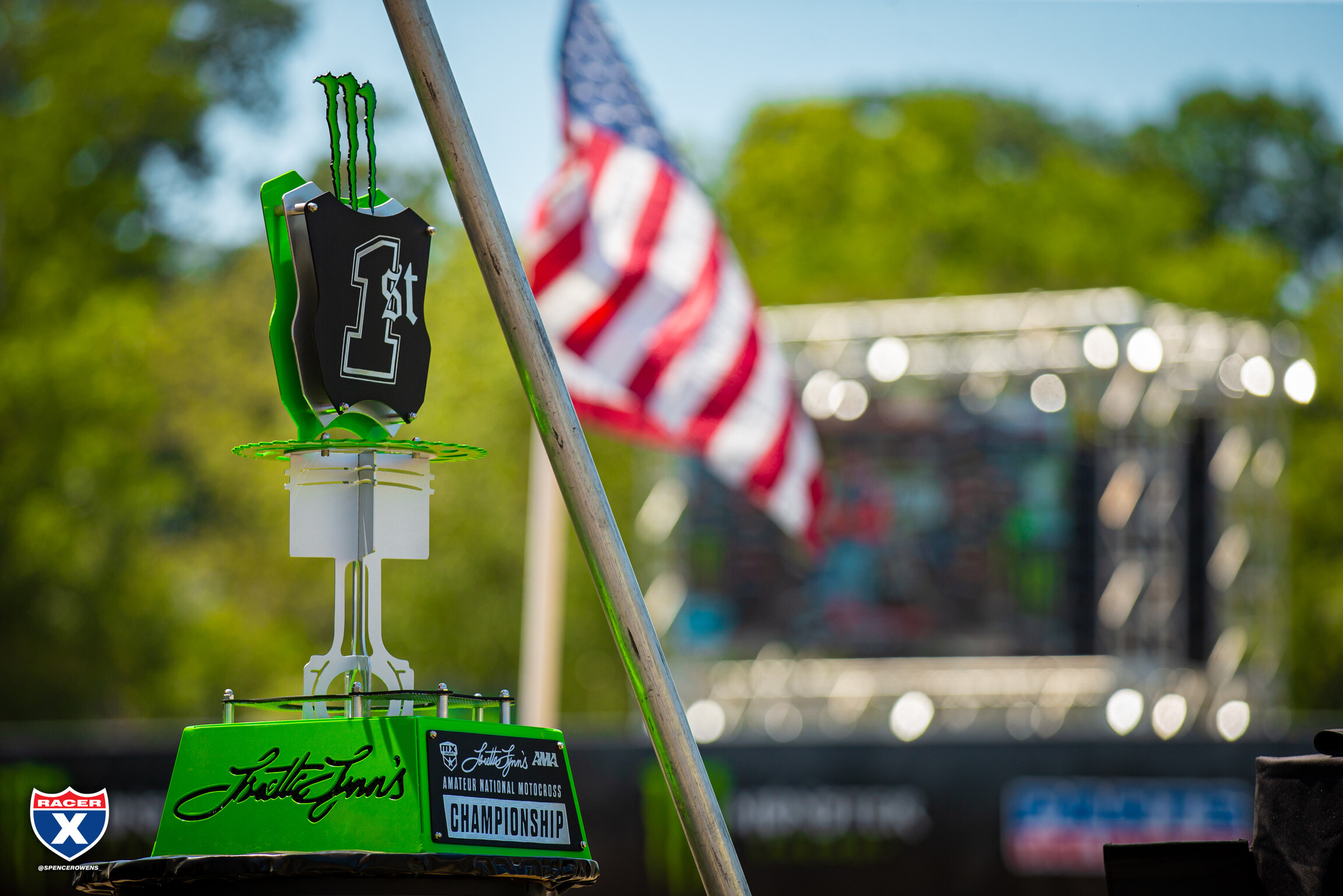 11BE90F8-2D08-4625-A985-72362F78D41D