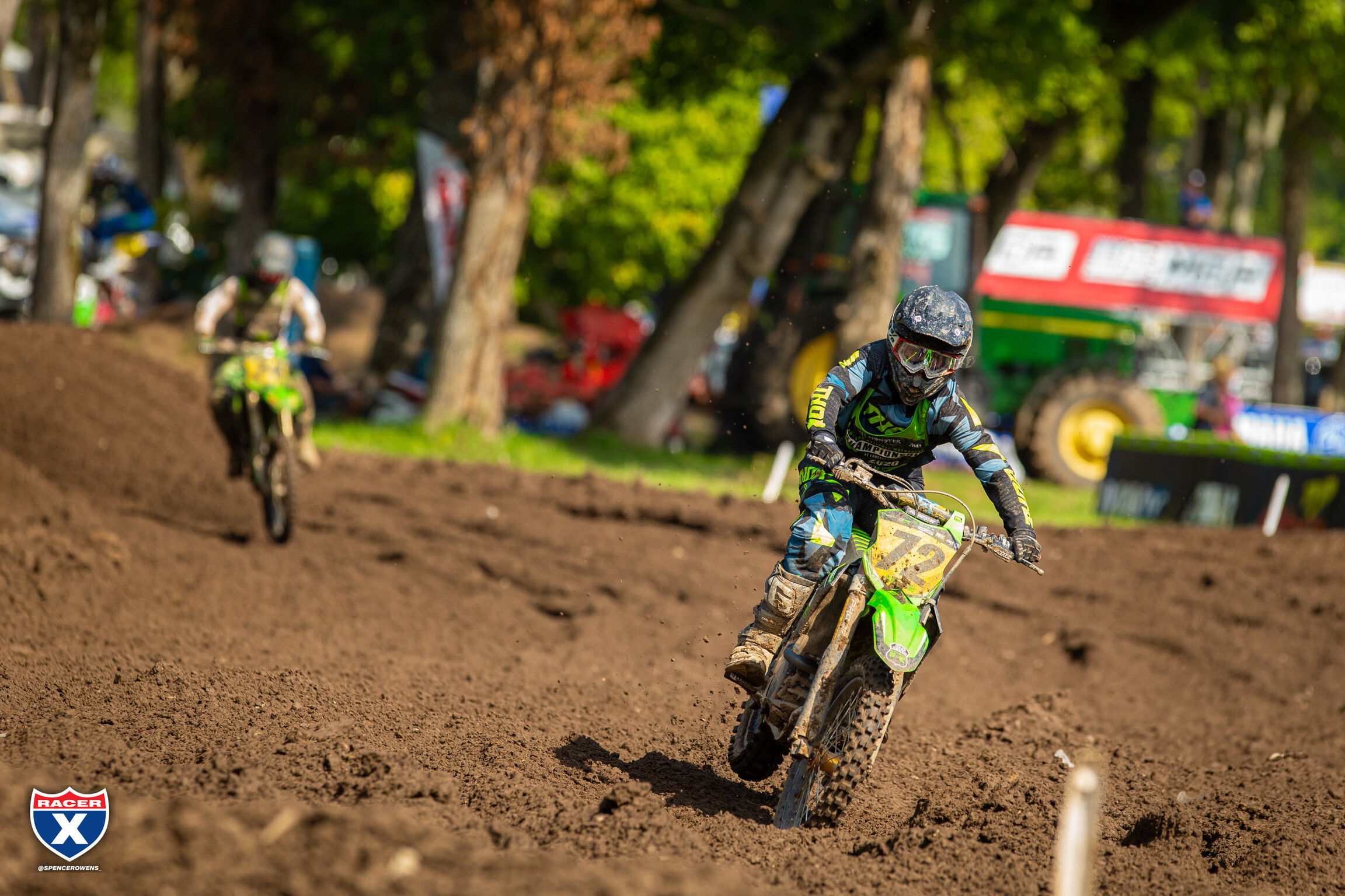 AE18A757-E592-4706-B847-6E40D03AF69D