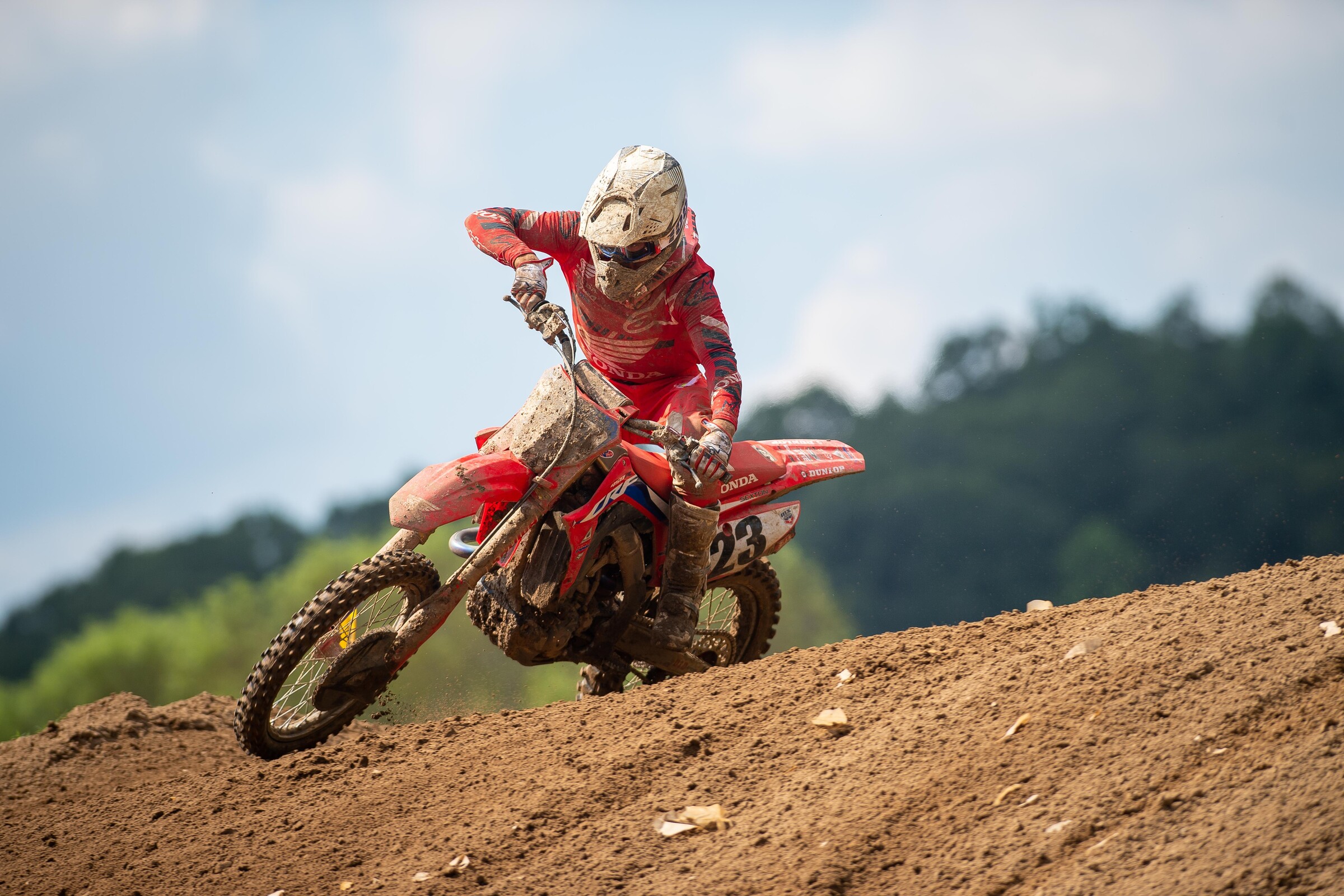 Sexton was 8th overall with 13-3 scores at Loretta's.