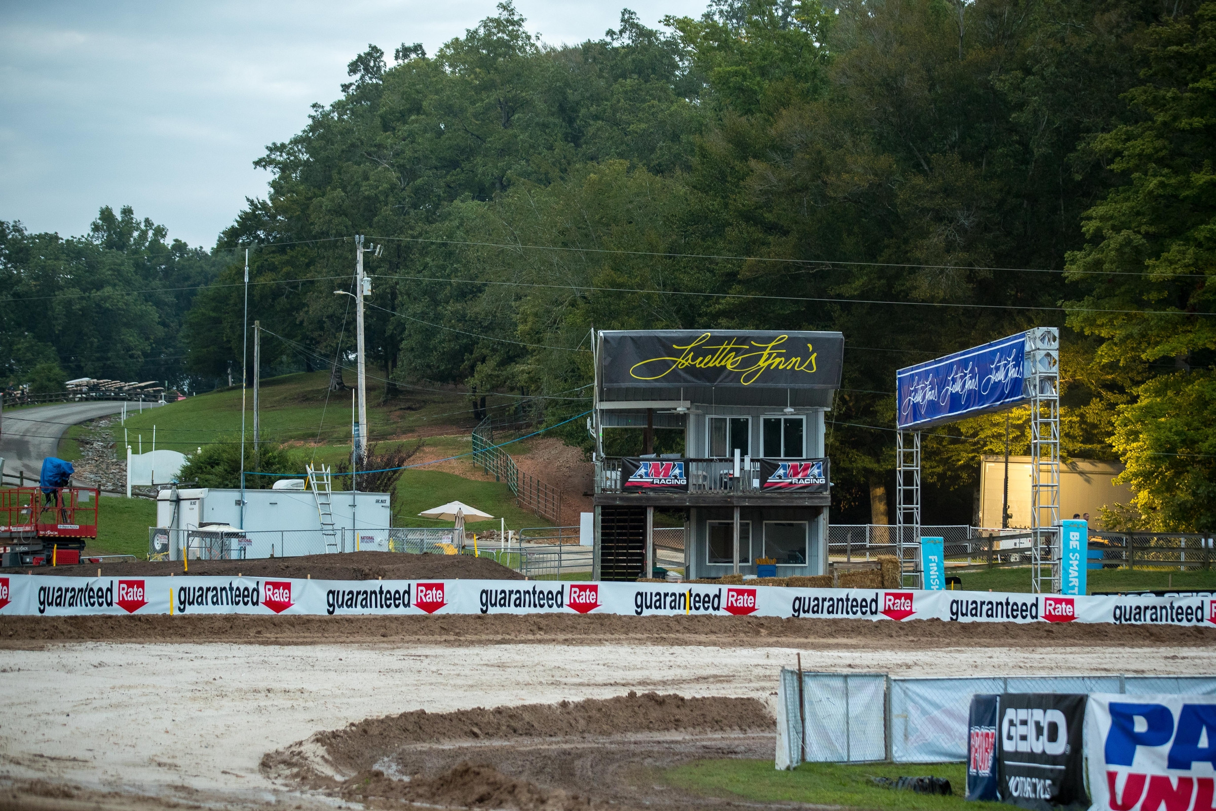 Race Day Feed: Loretta Lynn’s 2