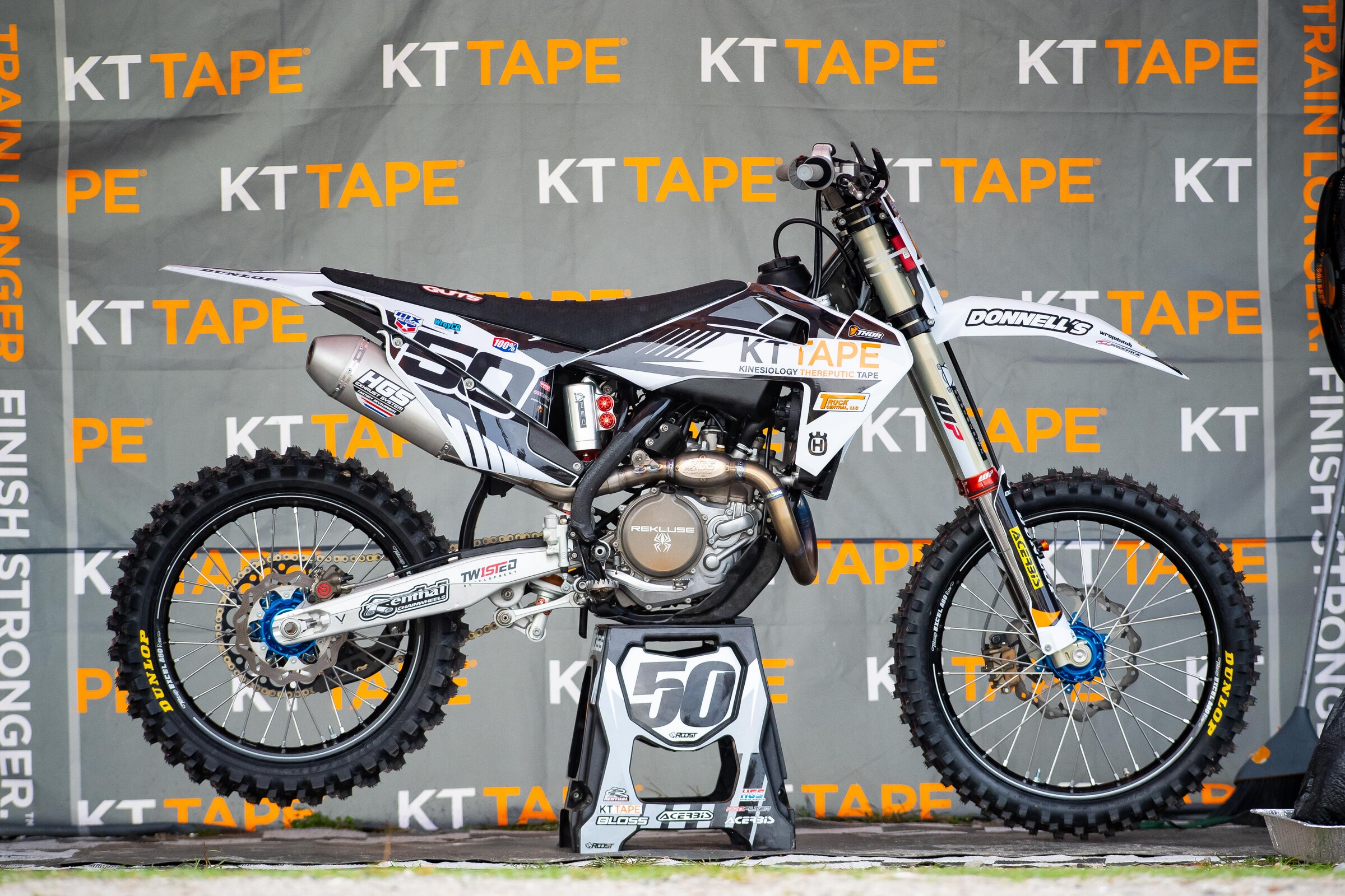 Benny Bloss' Husqvarna FC 450.