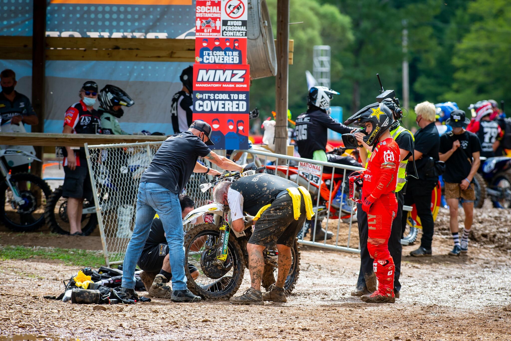 Zach Osborne had a mechanical that forced him into the B practice.