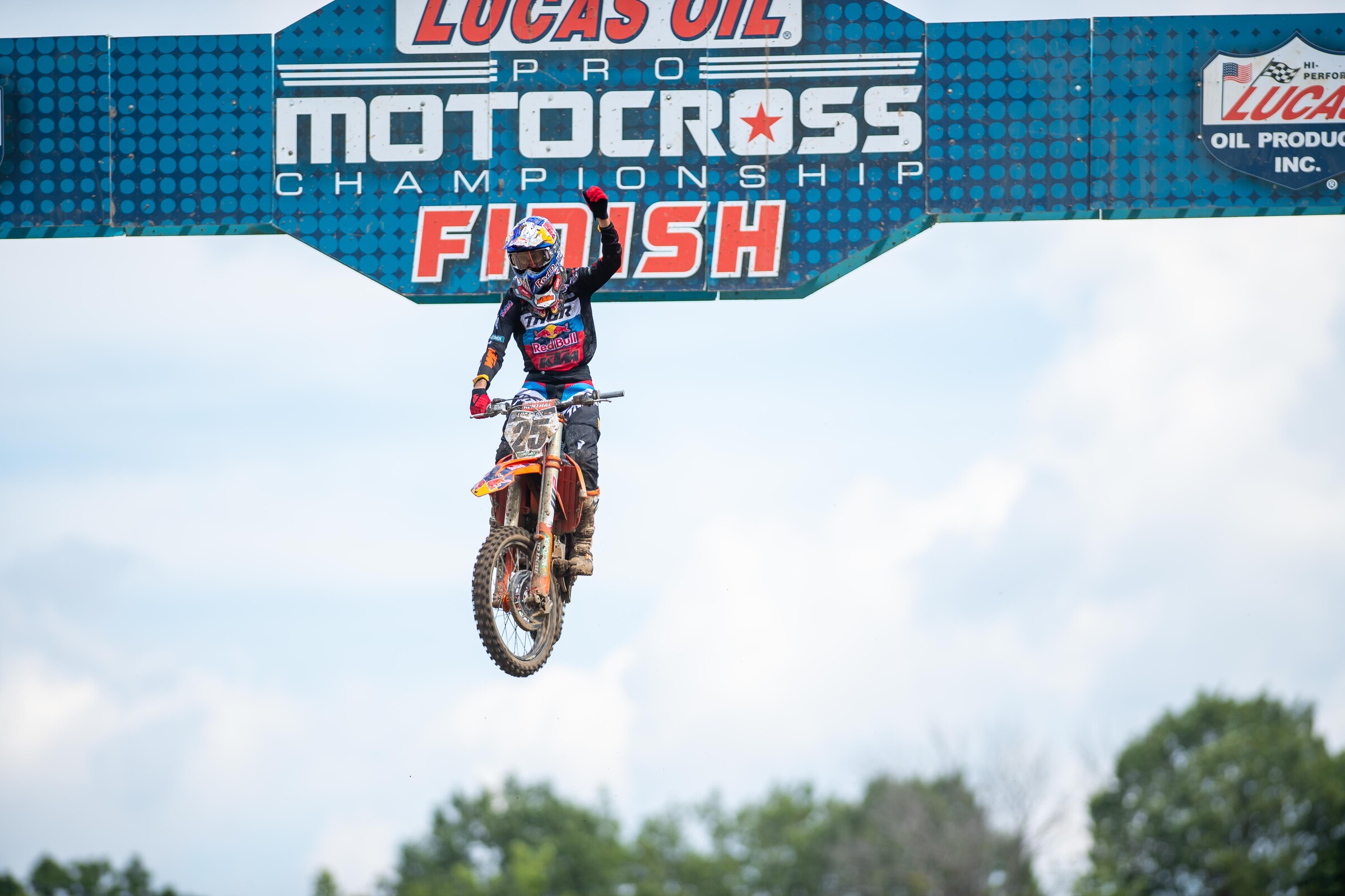Musquin earned his 17th career 450 Class moto win at the Ironman National. The Red Bull KTM rider's moto wins total is third-most amongst active riders: Eli Tomac has 46 and Ken Roczen has 38.