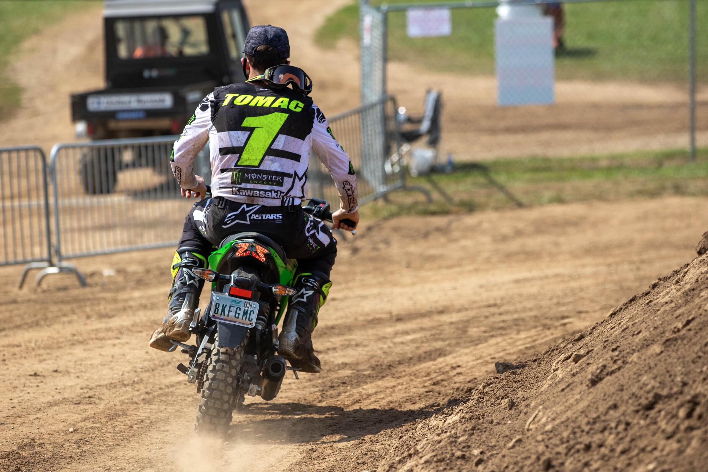 Roberts-2020-RedBud-II-1573