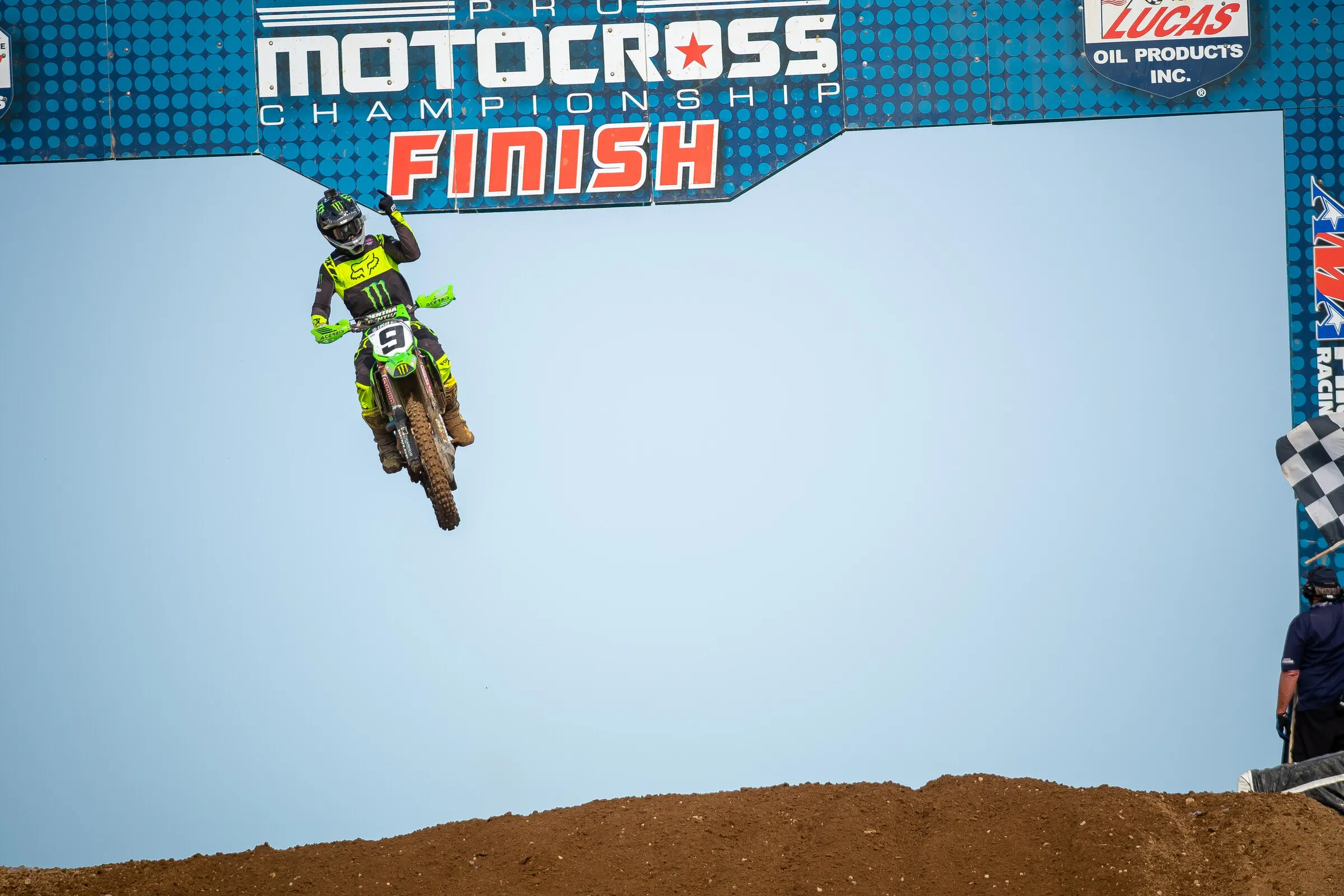 Cianciarulo taking the overall win.