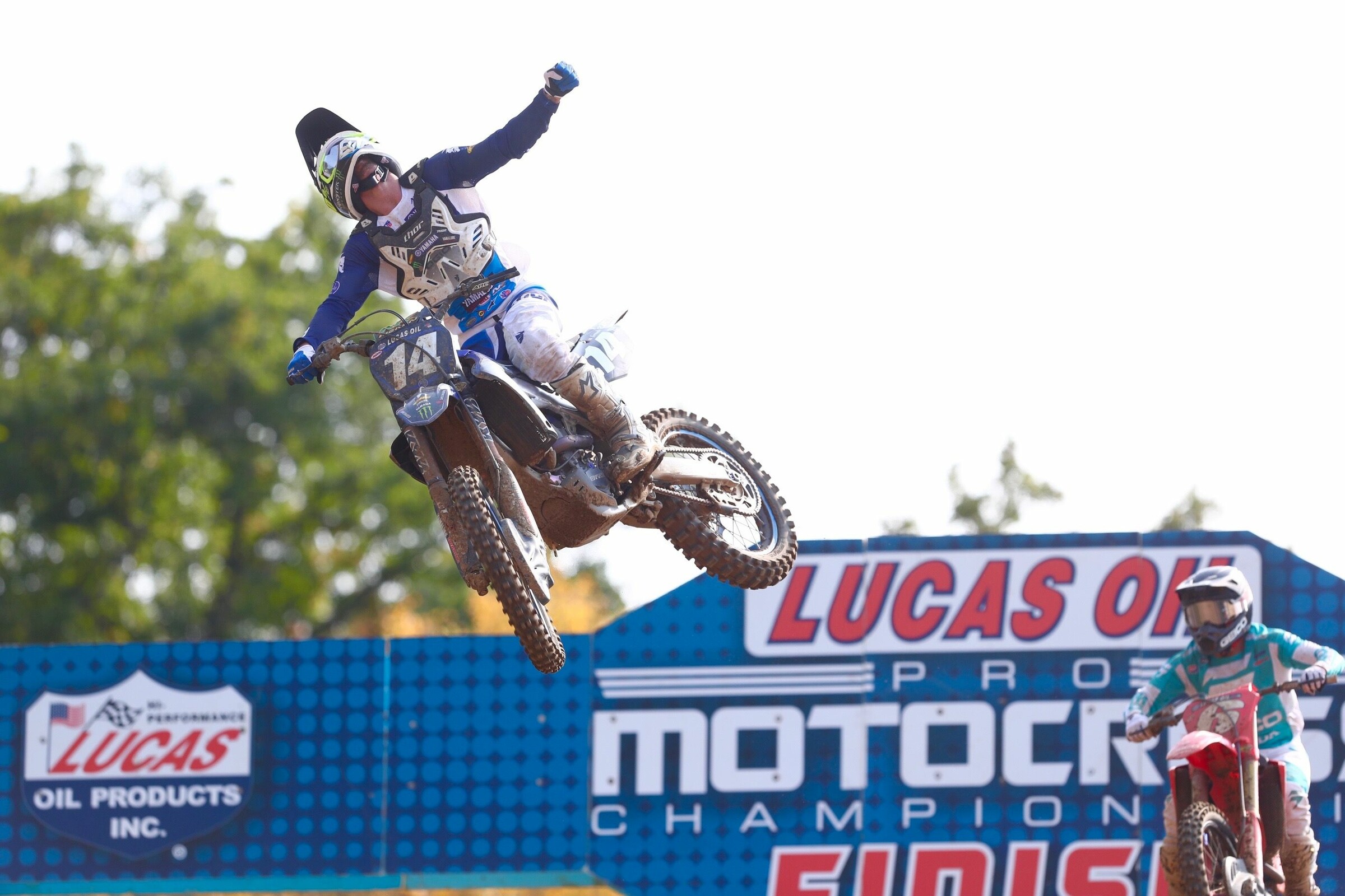 Dylan Ferrandis held on for the win in 250 Moto 2.