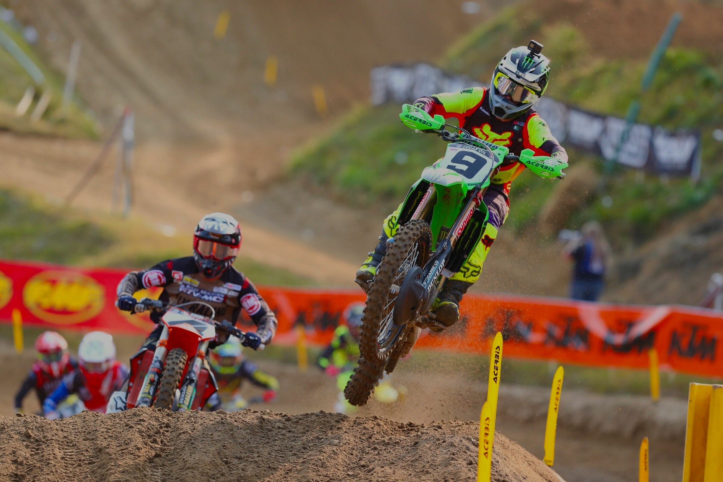Adam Cianciarulo leading Blake Baggett.