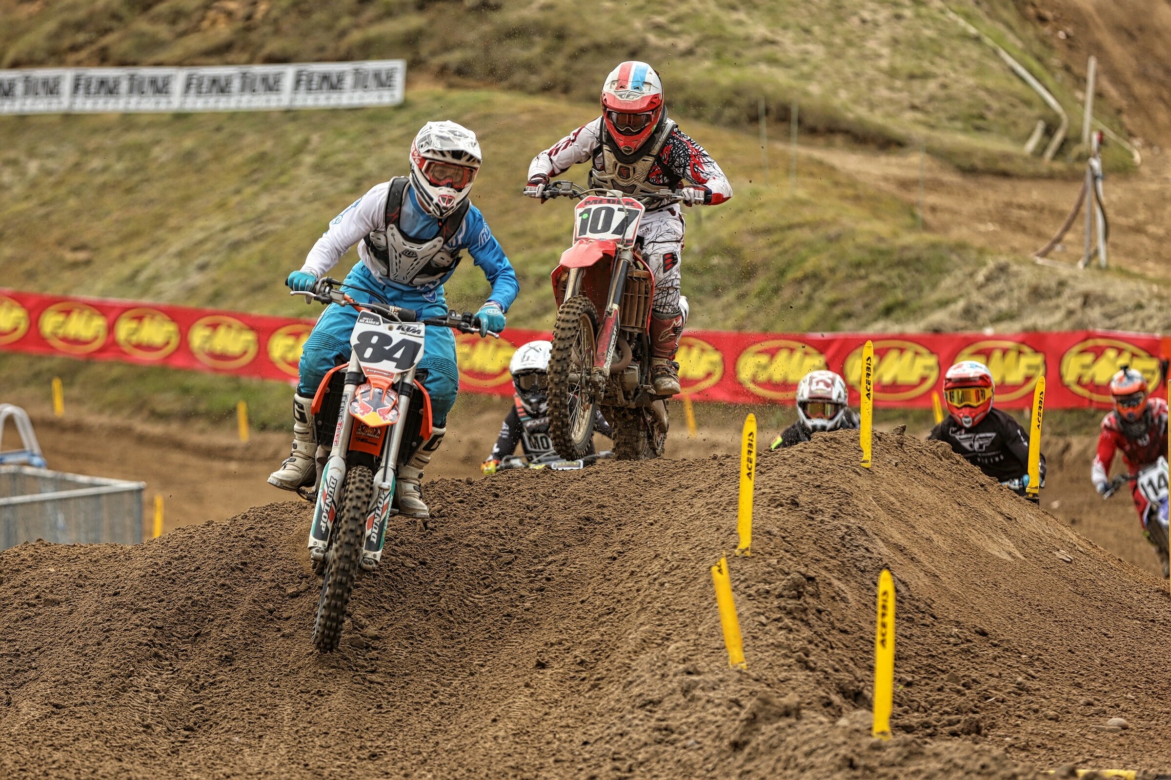 Matthew Blazer (#84) leads eventual winner Bill Medek (#107) in the 45+ A division.