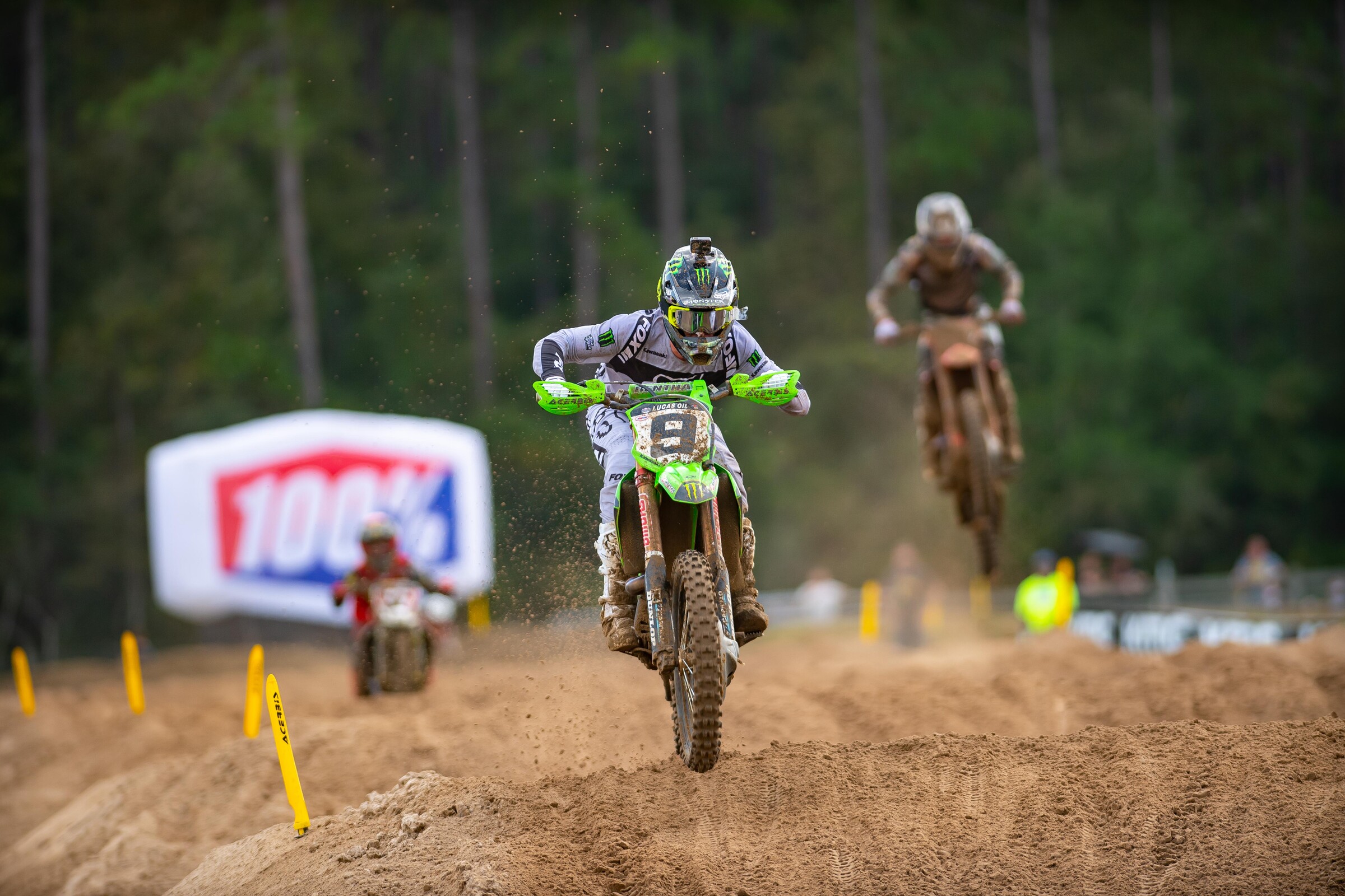 Ciancairulo led the first 11 laps of the first 450 Class moto before finishing second.