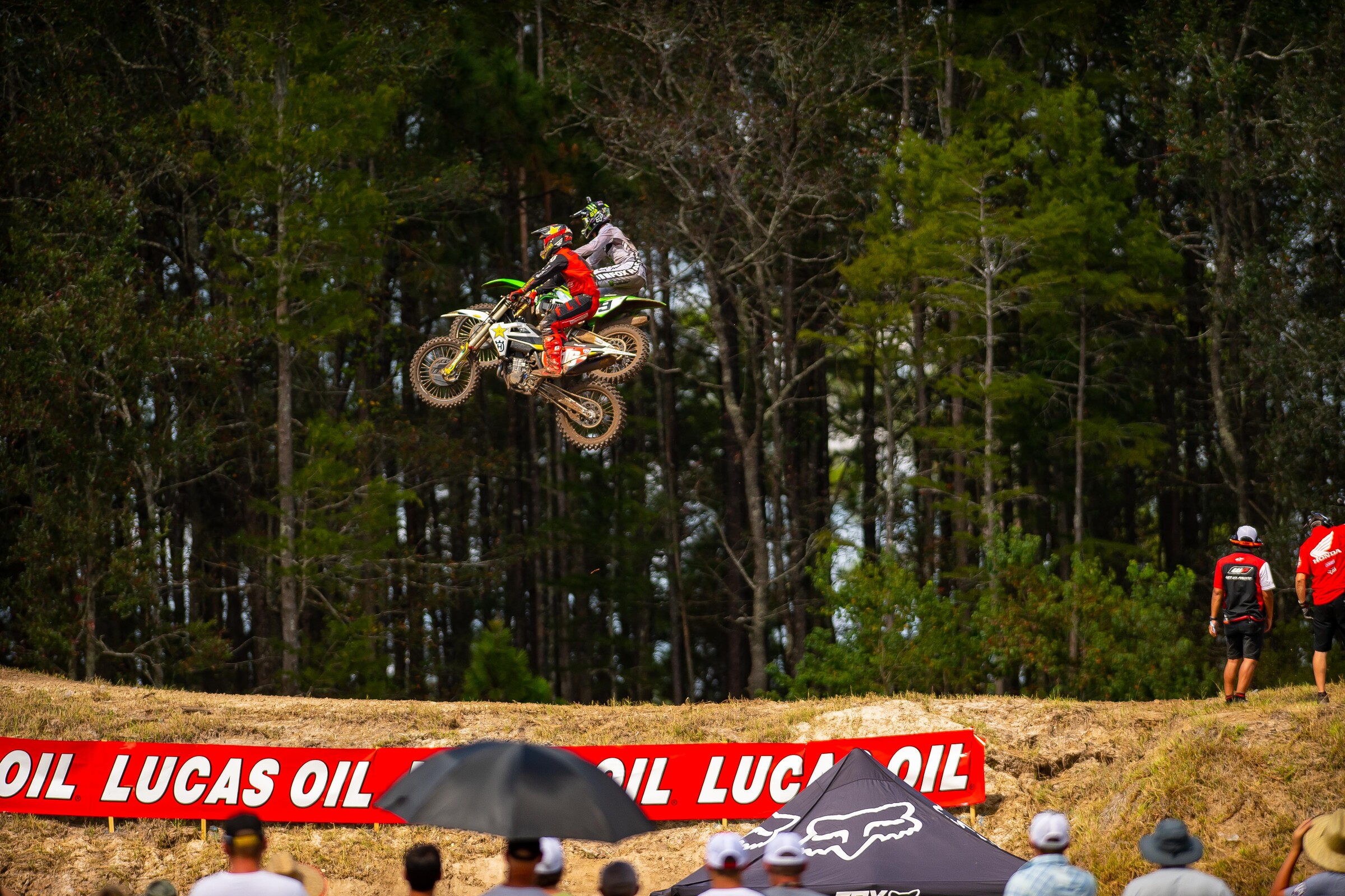 Osborne and AC side-by-side.