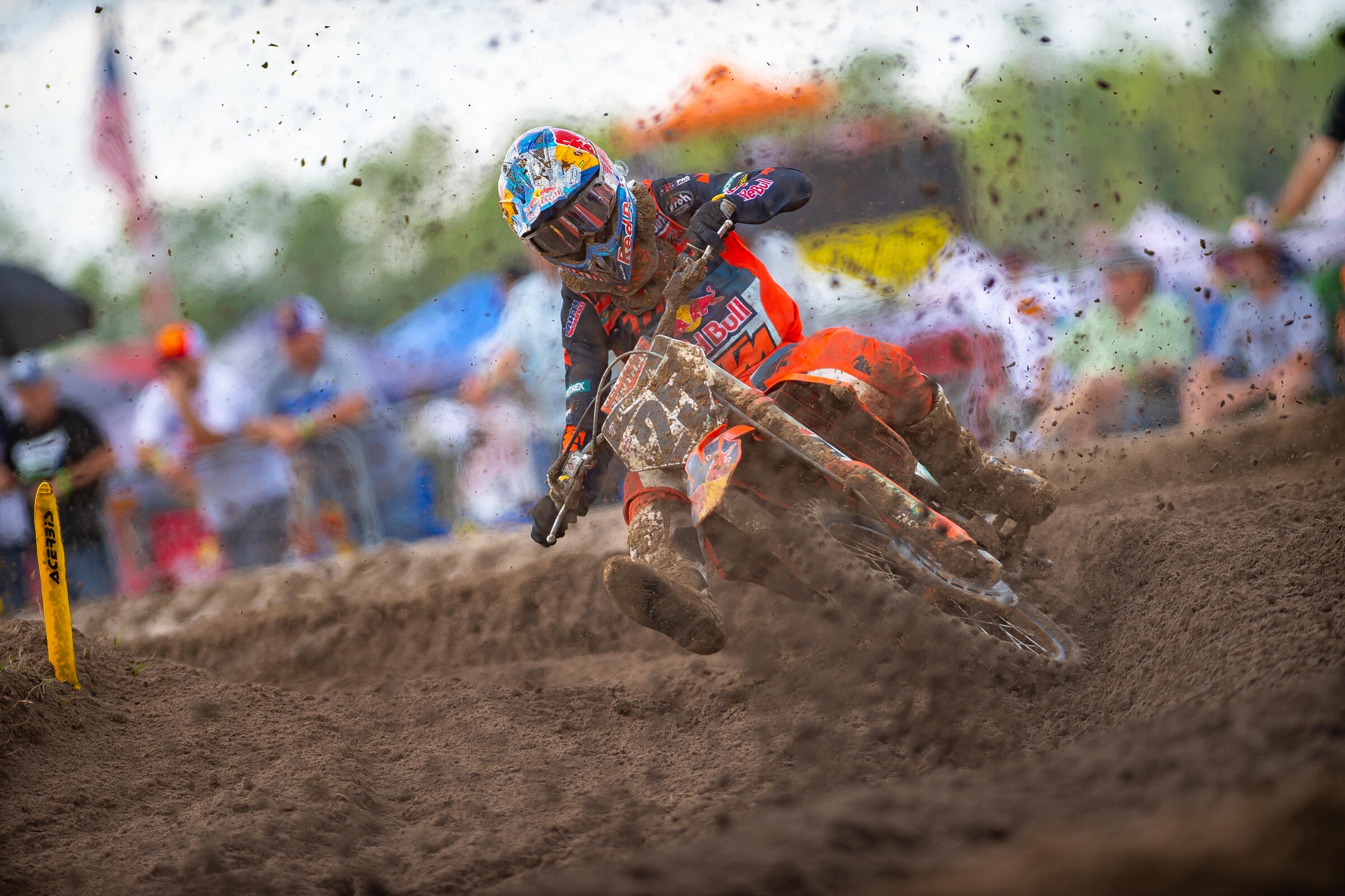 Musquin rebounded after a crash in qualifying to finished the first 450 Class moto third.