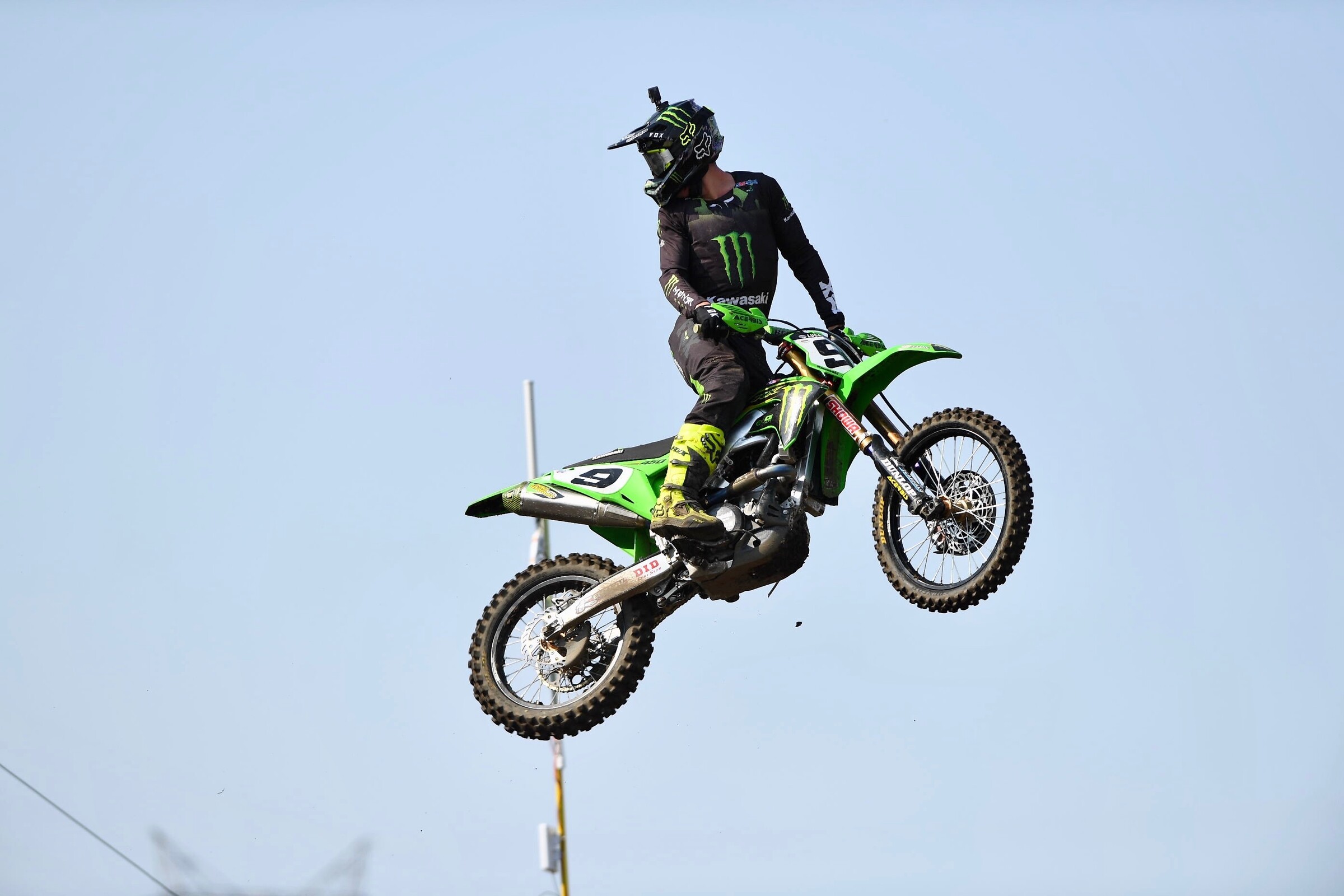 Someone caption this, please.