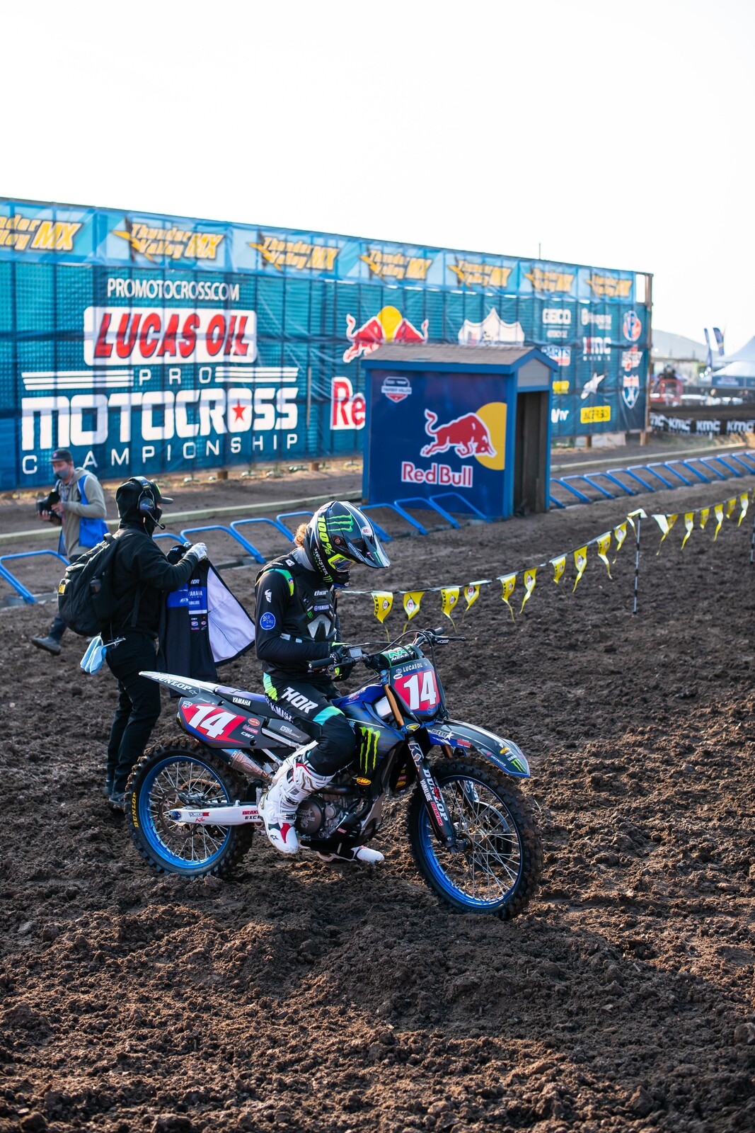 Again, odds are heavily on Ferrandis' side. Again, we don't wanna hear no jinx talk.