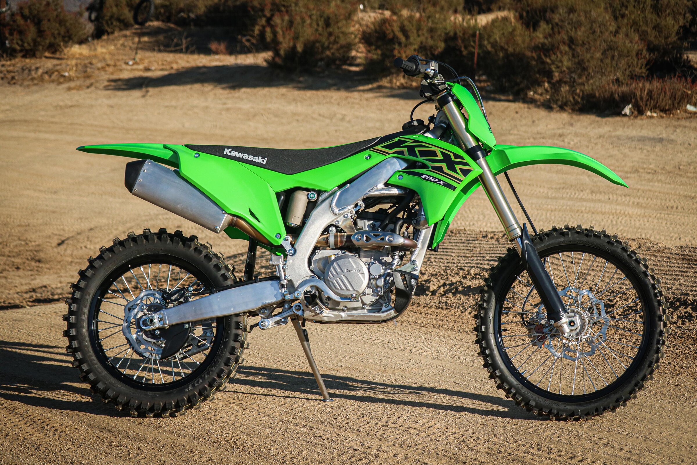 New 2021 Kawasaki Kx250x & Kx450x Bike Intro - Racer X