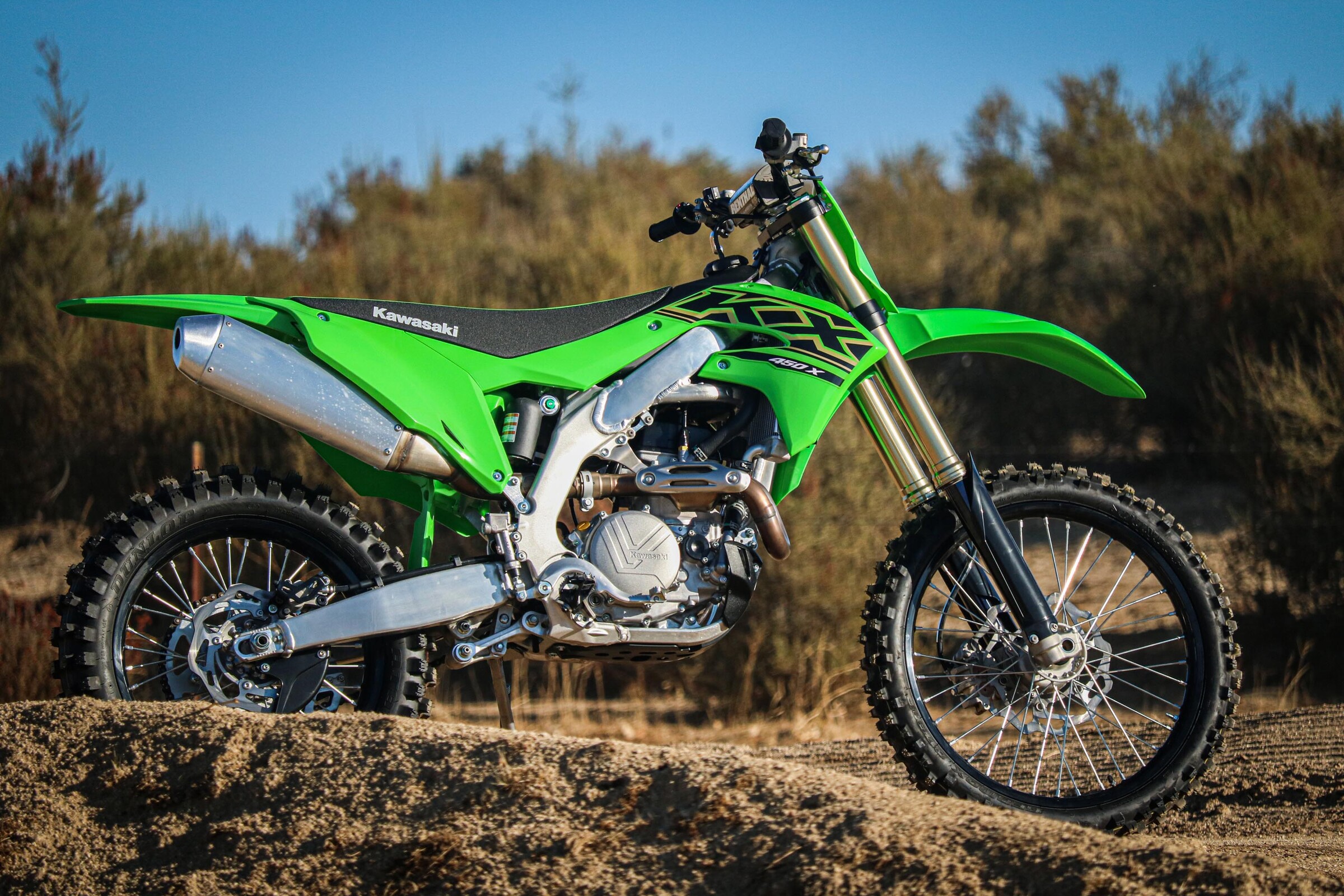 New 2021 Kawasaki KX250X & KX450X Bike Intro - Racer X