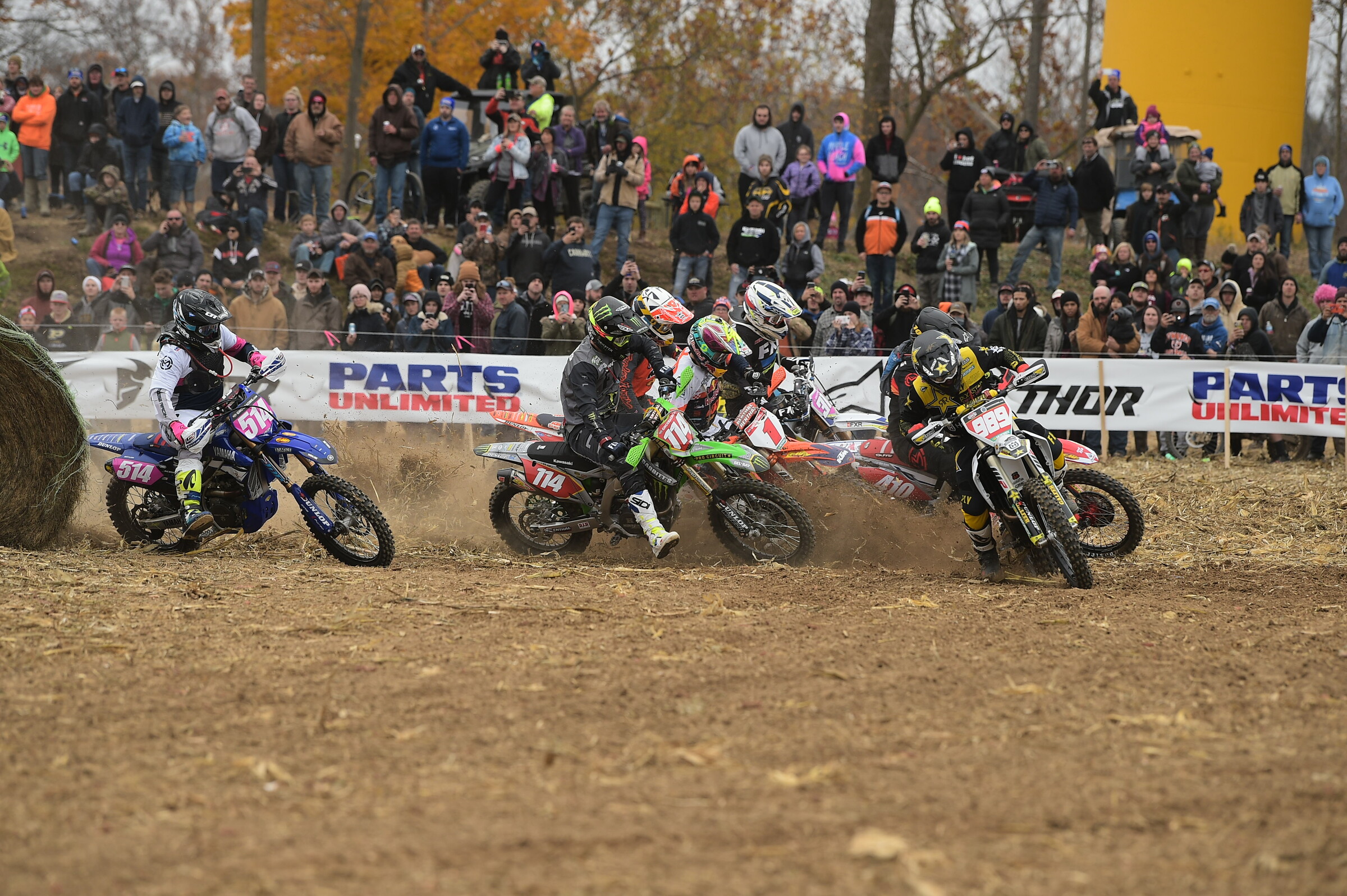 Thad Duvall led the XC1 class into and out of the first turn. He would finish 16th overall on the day.