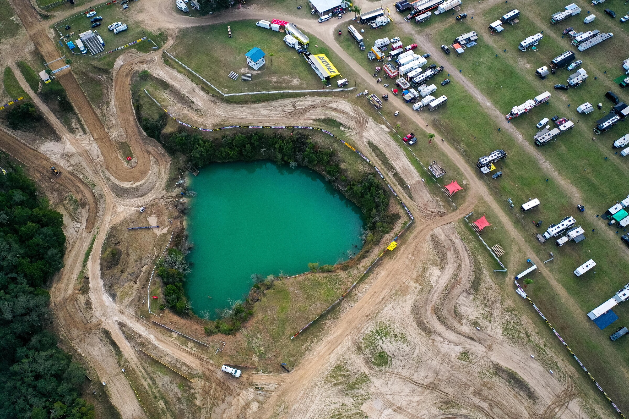 Some pit shots of the upcoming THOR Mini O's.