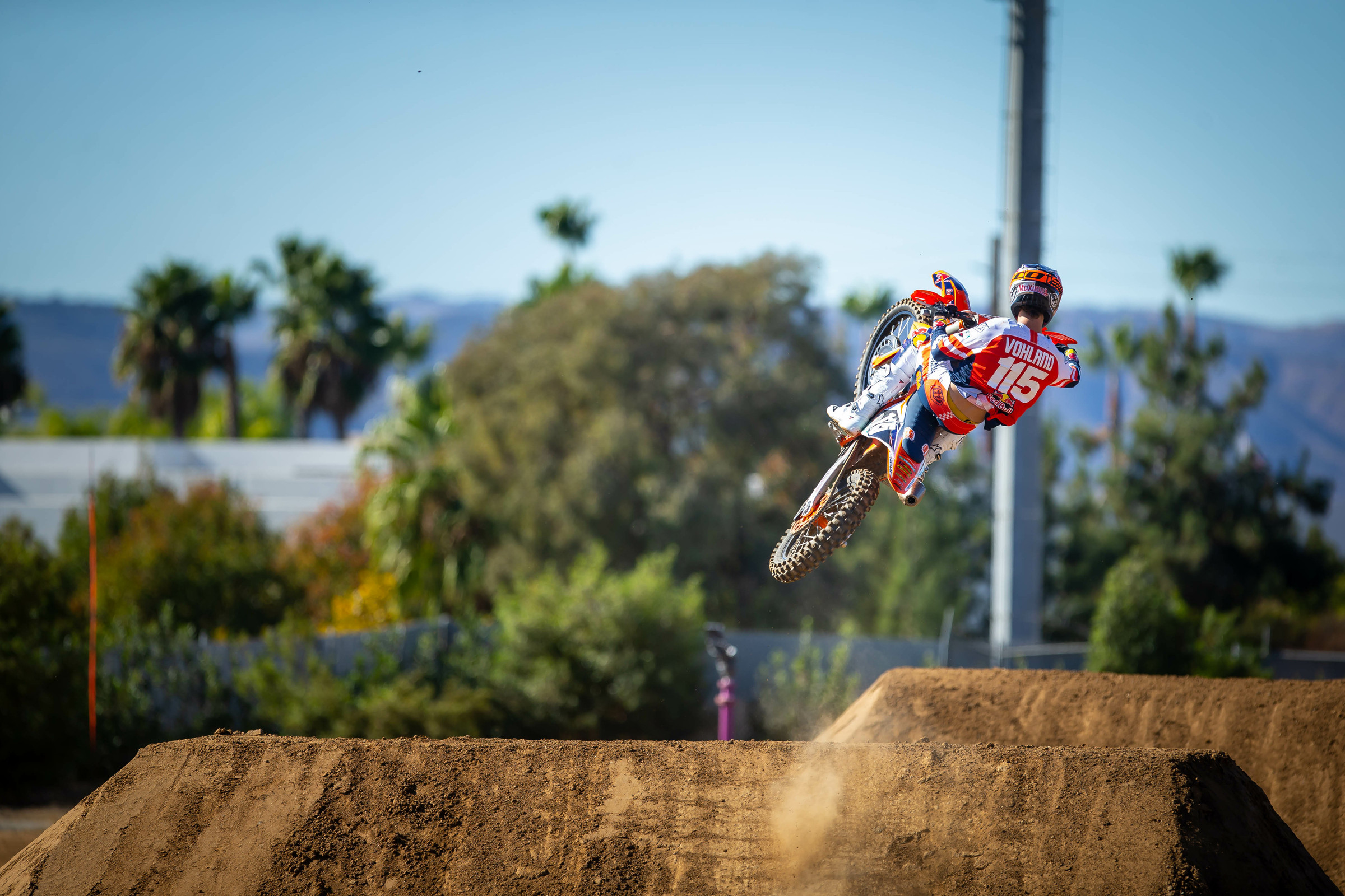 Open Mic: Max and Tallon Vohland